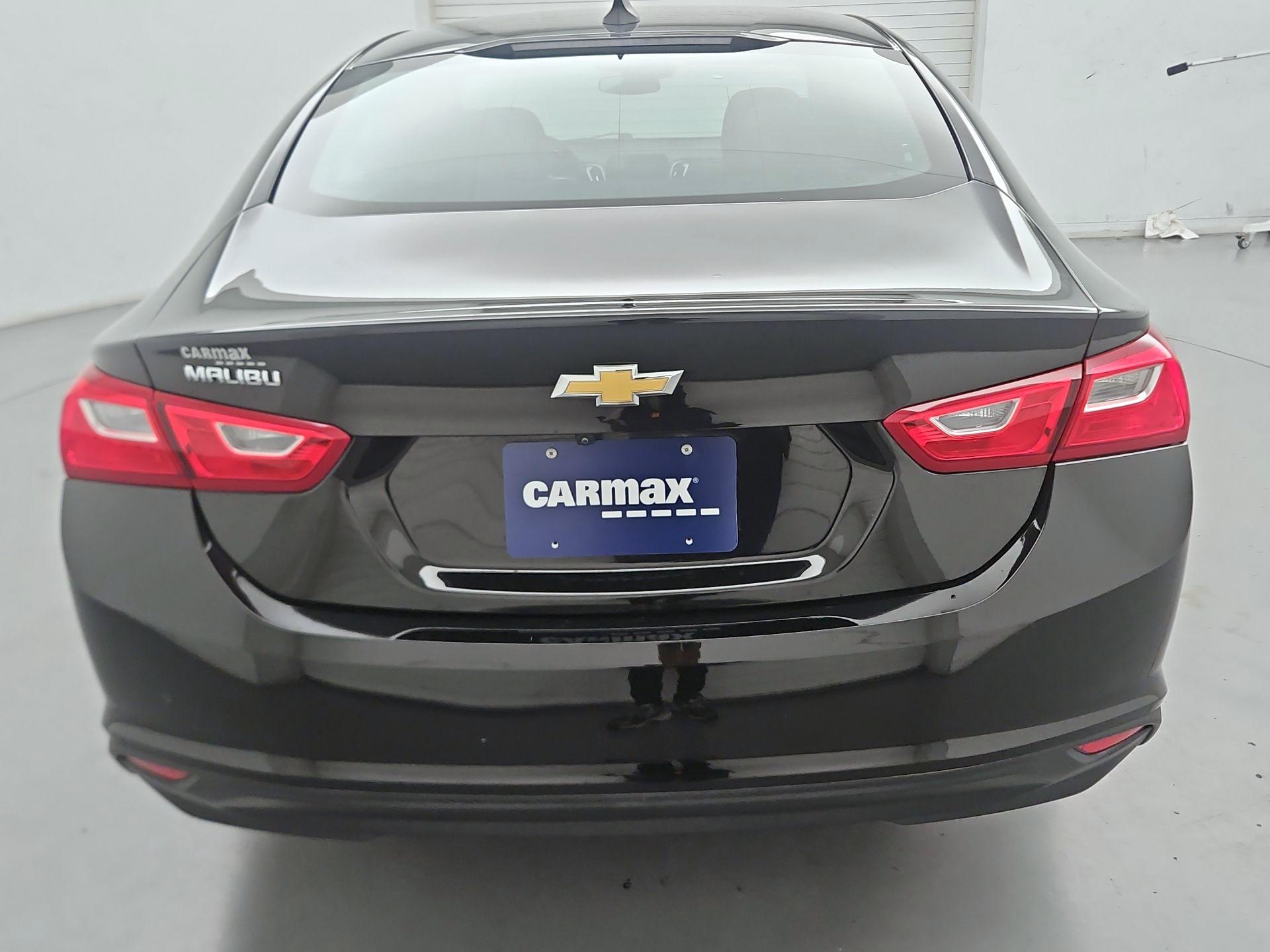 Thumbnail: 2023 Chevrolet Malibu - 6