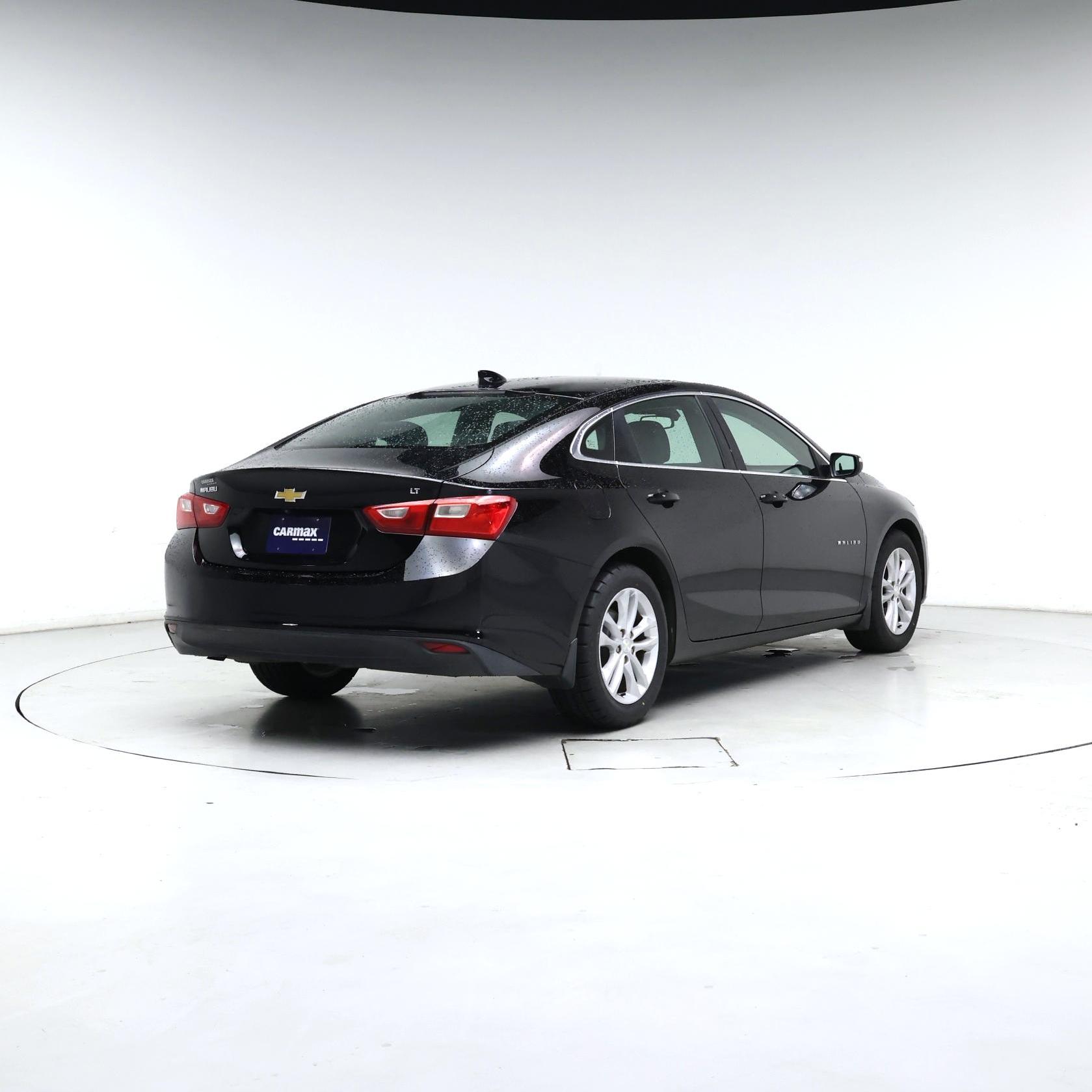Thumbnail: 2016 Chevrolet Malibu - 8