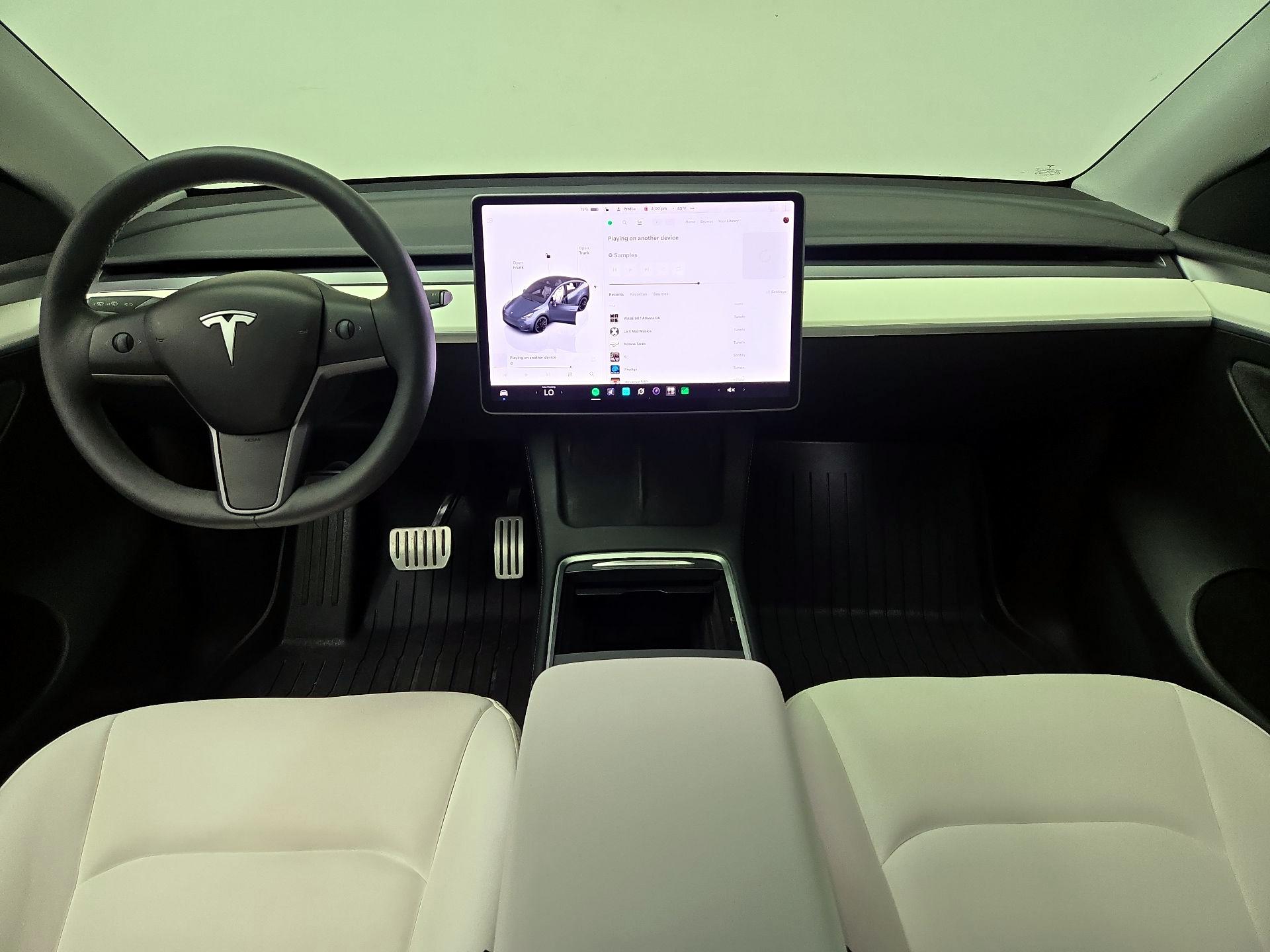 Thumbnail: 2023 Tesla Model Y - 9