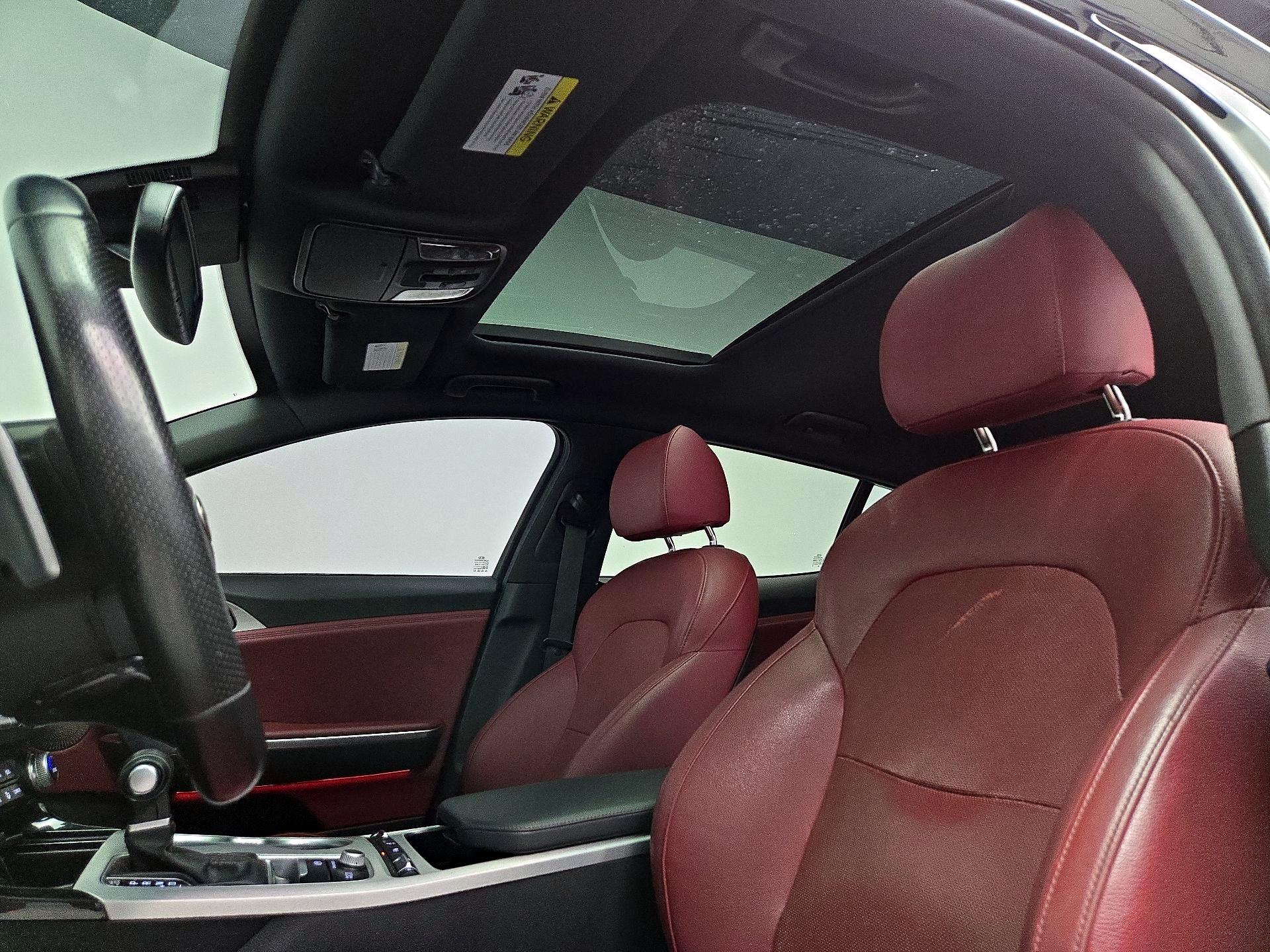 Thumbnail: 2018 Kia Stinger - 20