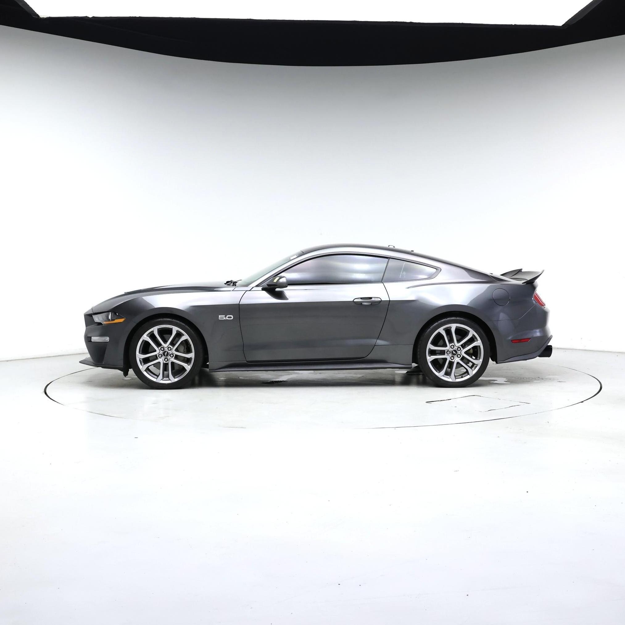 Thumbnail: 2019 Ford Mustang - 3