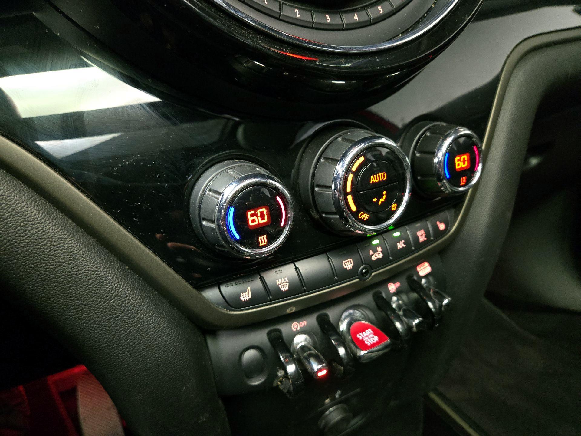 Thumbnail: 2019 MINI Cooper Countryman - 17