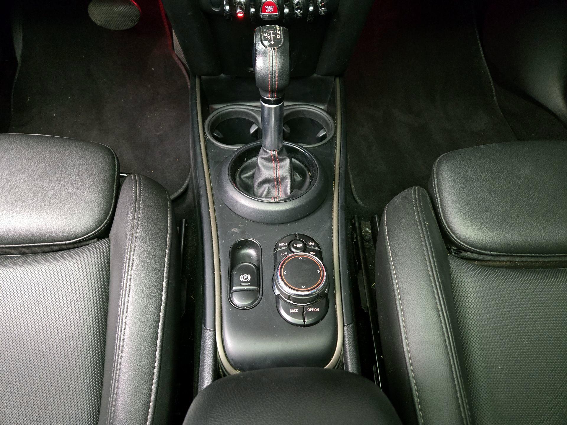 Thumbnail: 2019 MINI Cooper Countryman - 18