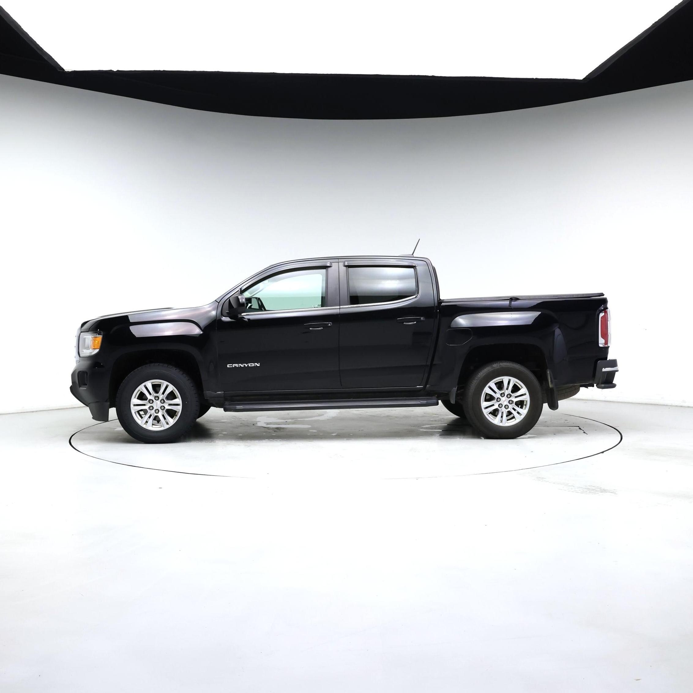 Thumbnail: 2019 GMC Canyon - 3