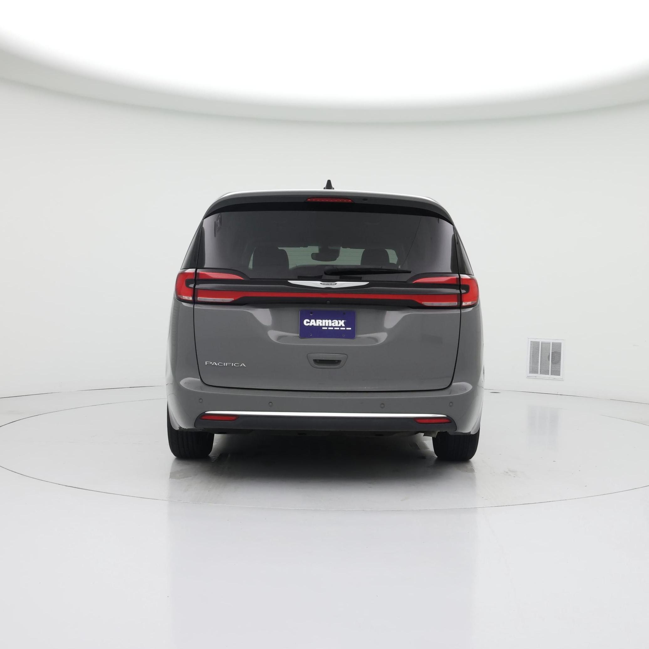 Thumbnail: 2023 Chrysler Pacifica - 6