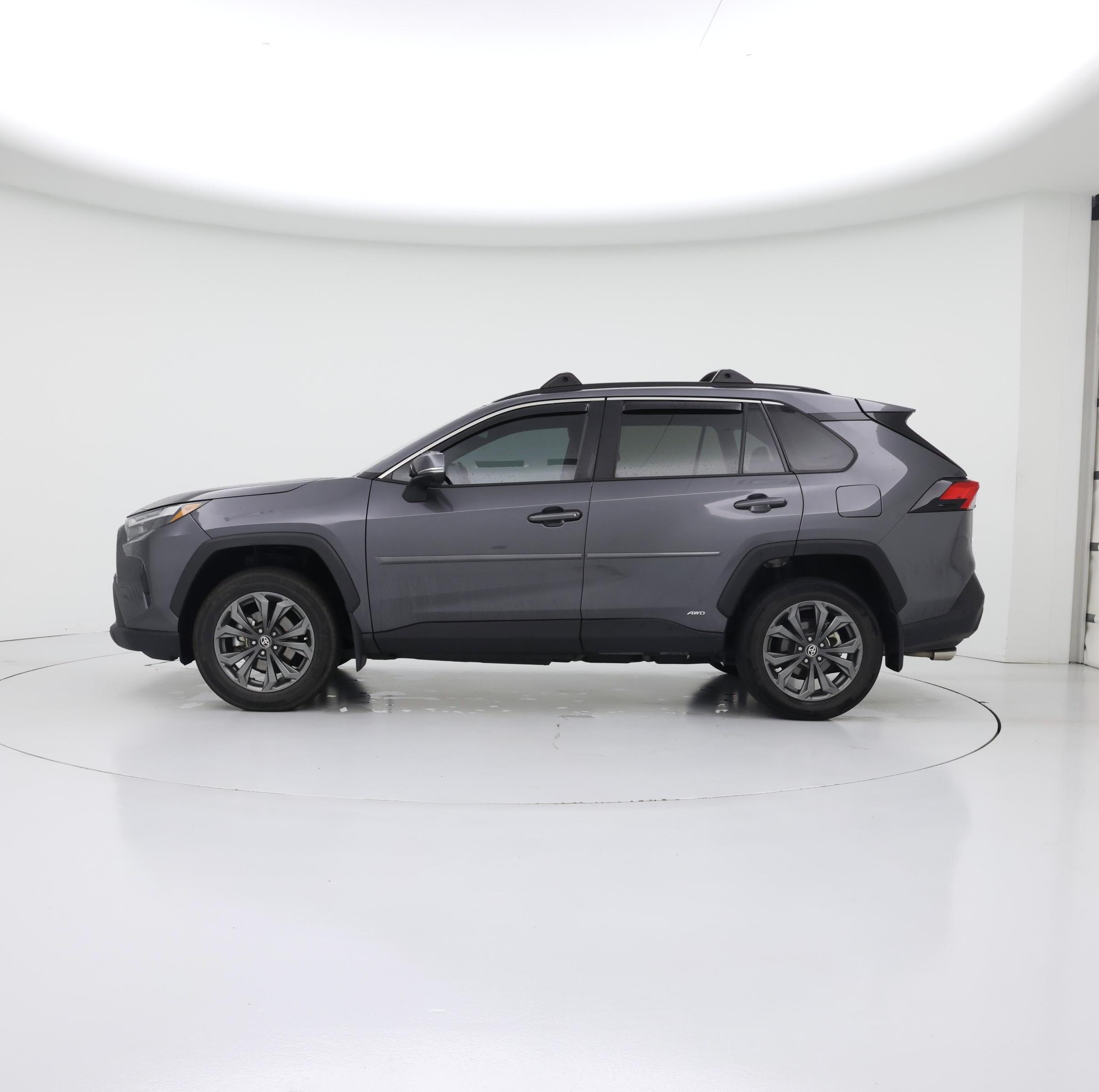 Thumbnail: 2024 Toyota RAV4 - 3