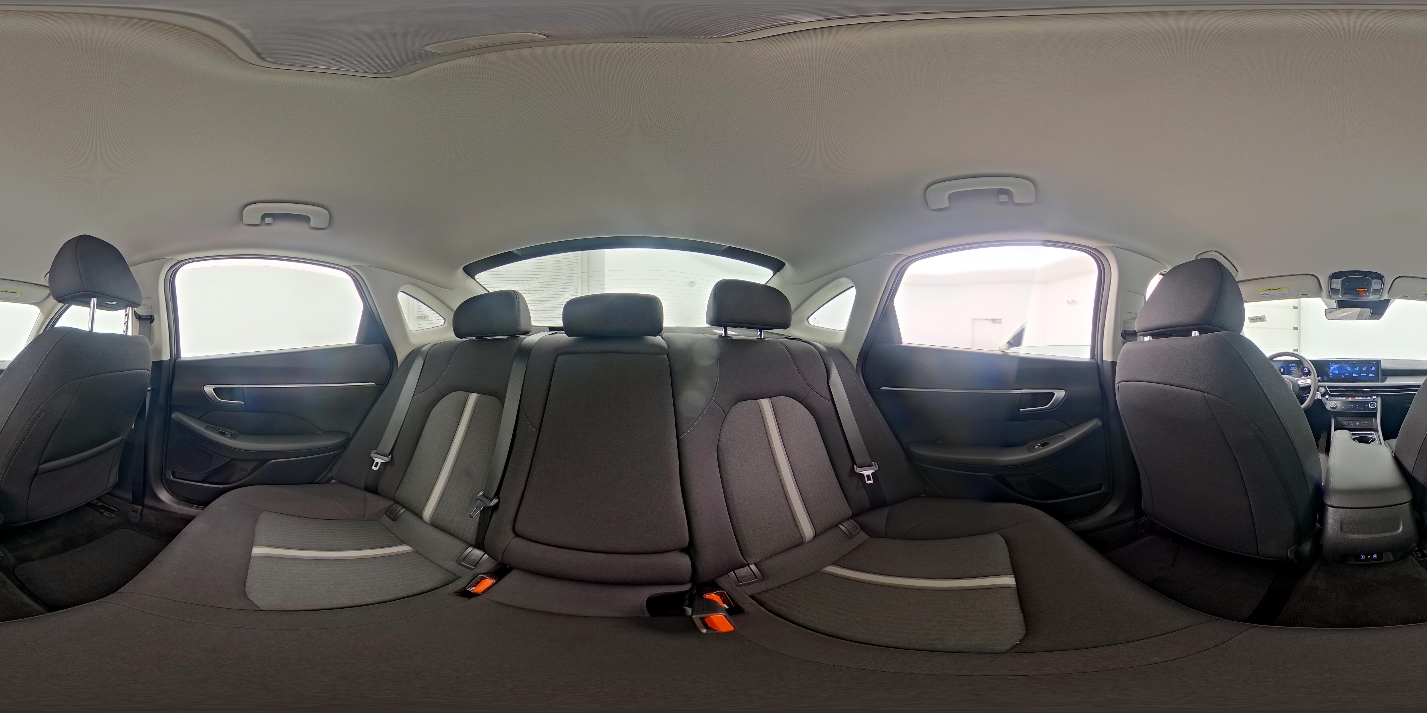 2025 Hyundai Sonata SEL - Photo 25
