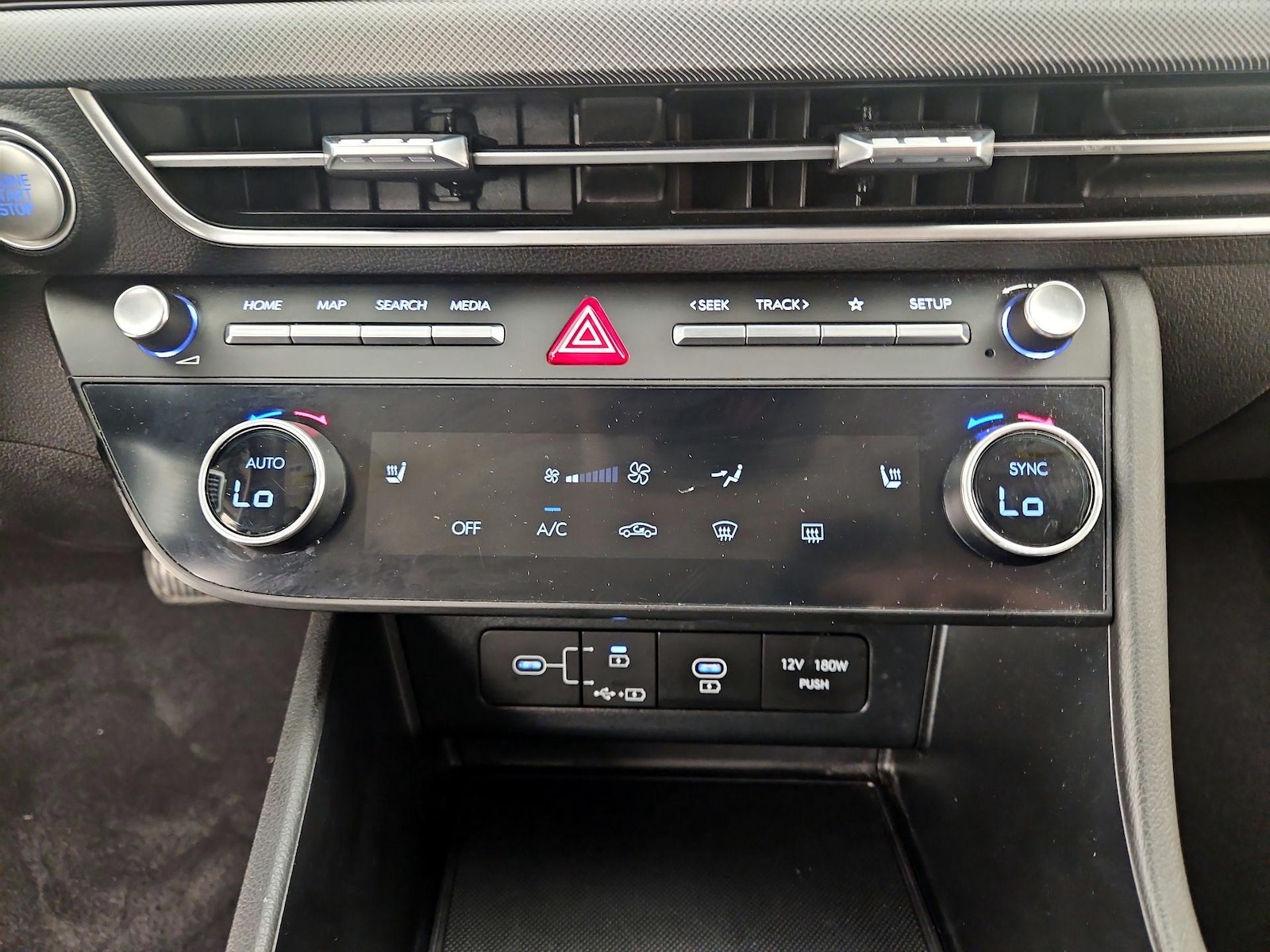 2025 Hyundai Sonata SEL - Photo 17