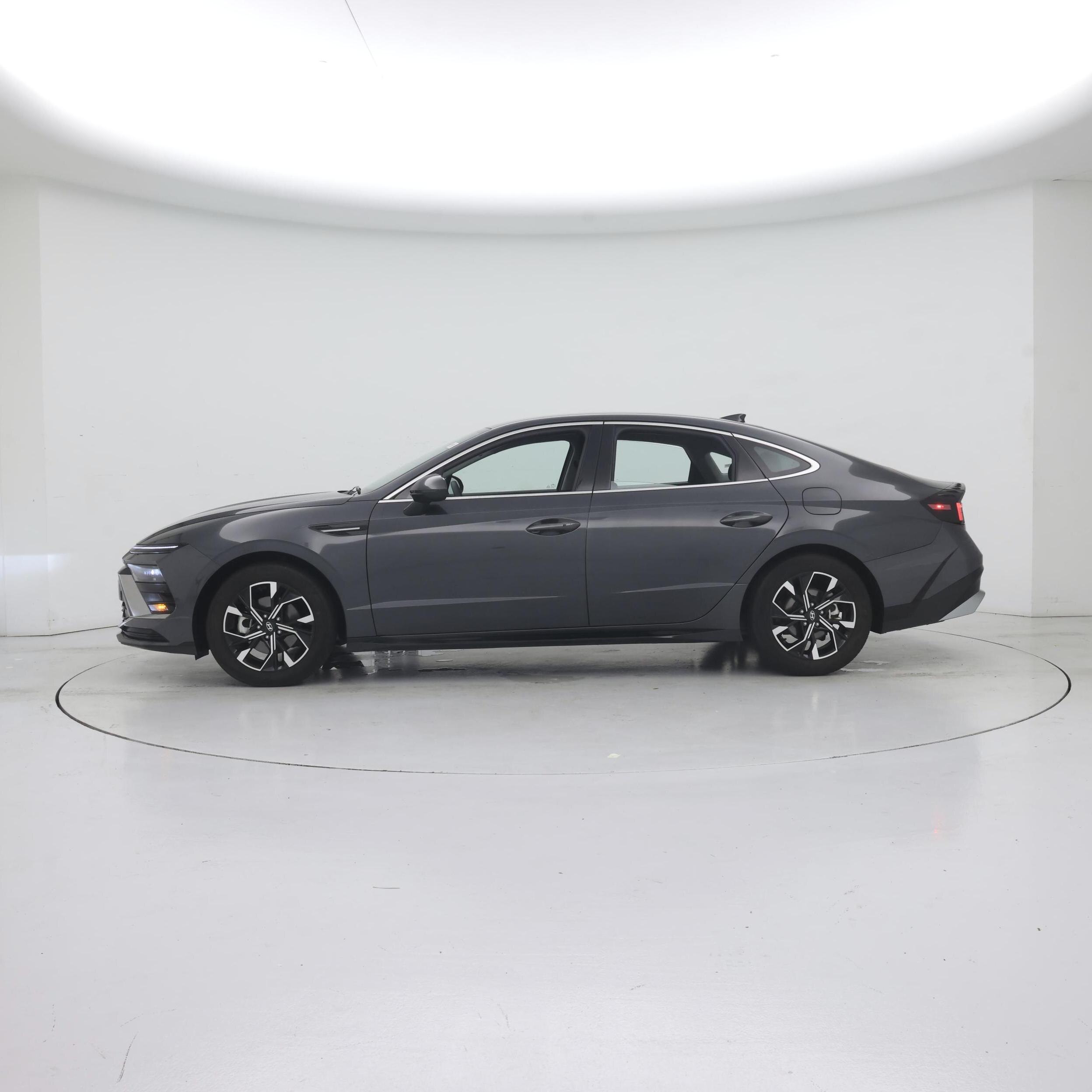 Thumbnail: 2025 Hyundai Sonata - 3