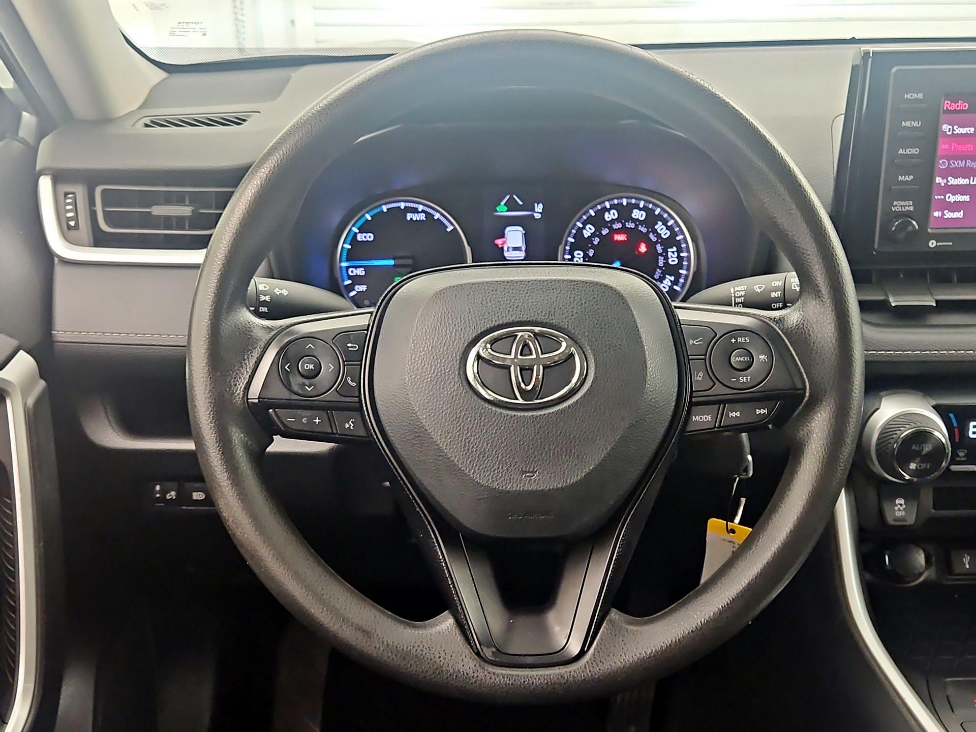 Thumbnail: 2020 Toyota RAV4 - 10