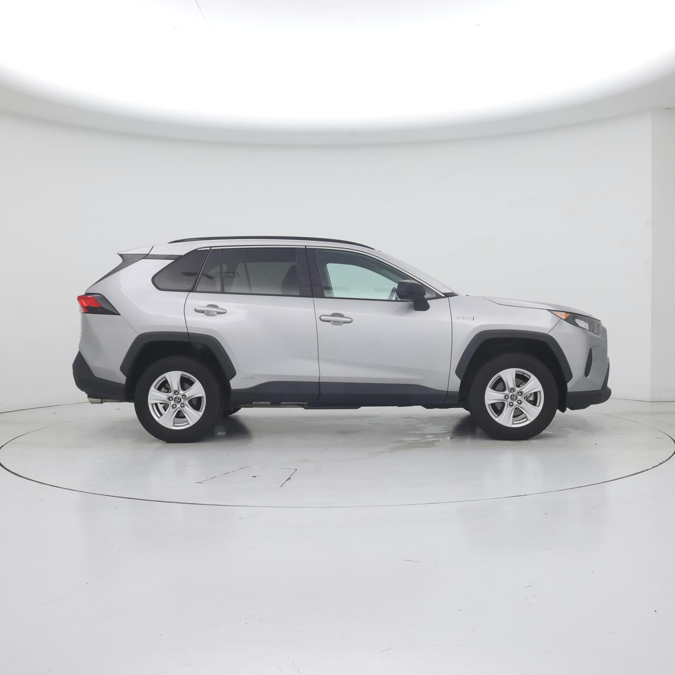 Thumbnail: 2020 Toyota RAV4 - 7