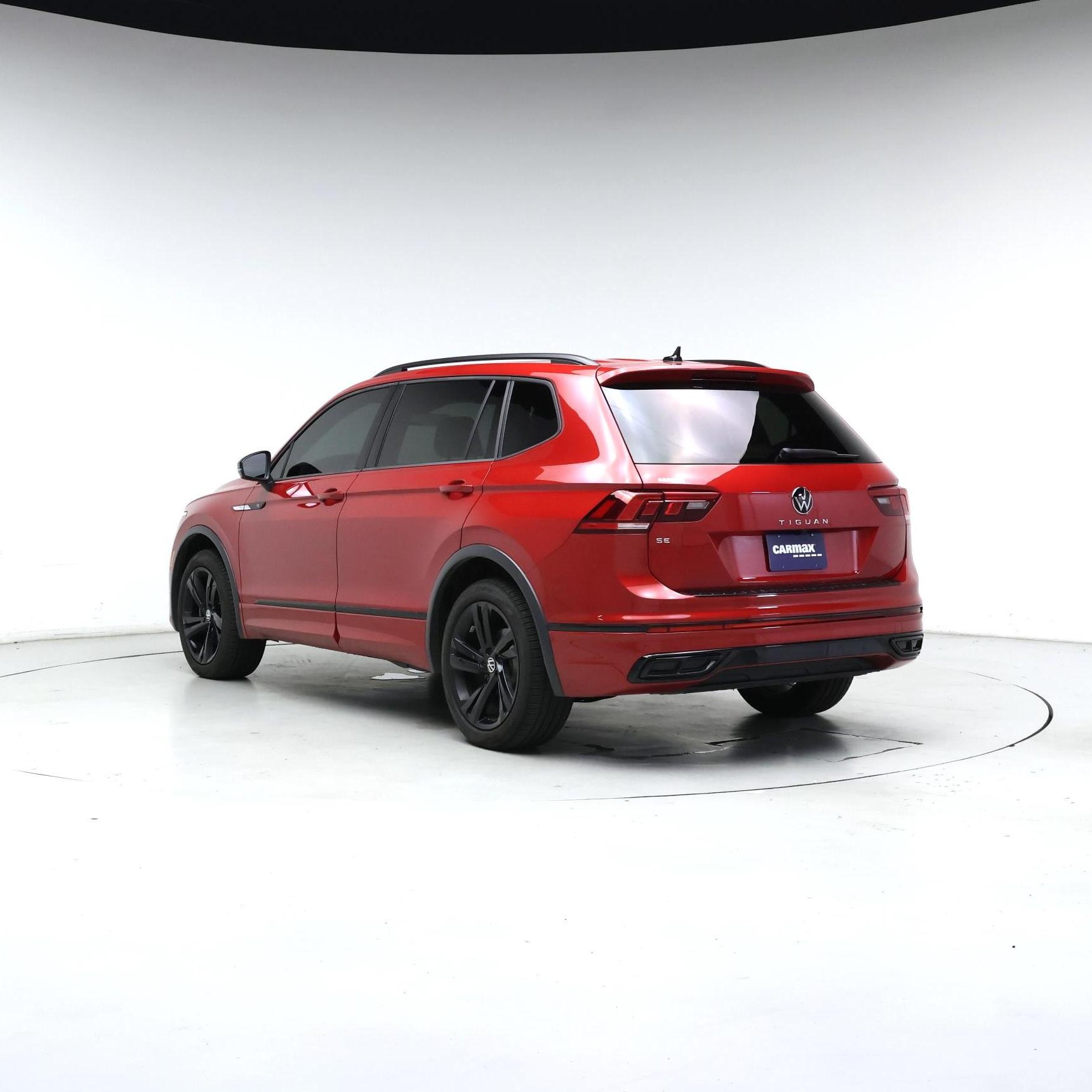 Thumbnail: 2024 Volkswagen Tiguan - 2