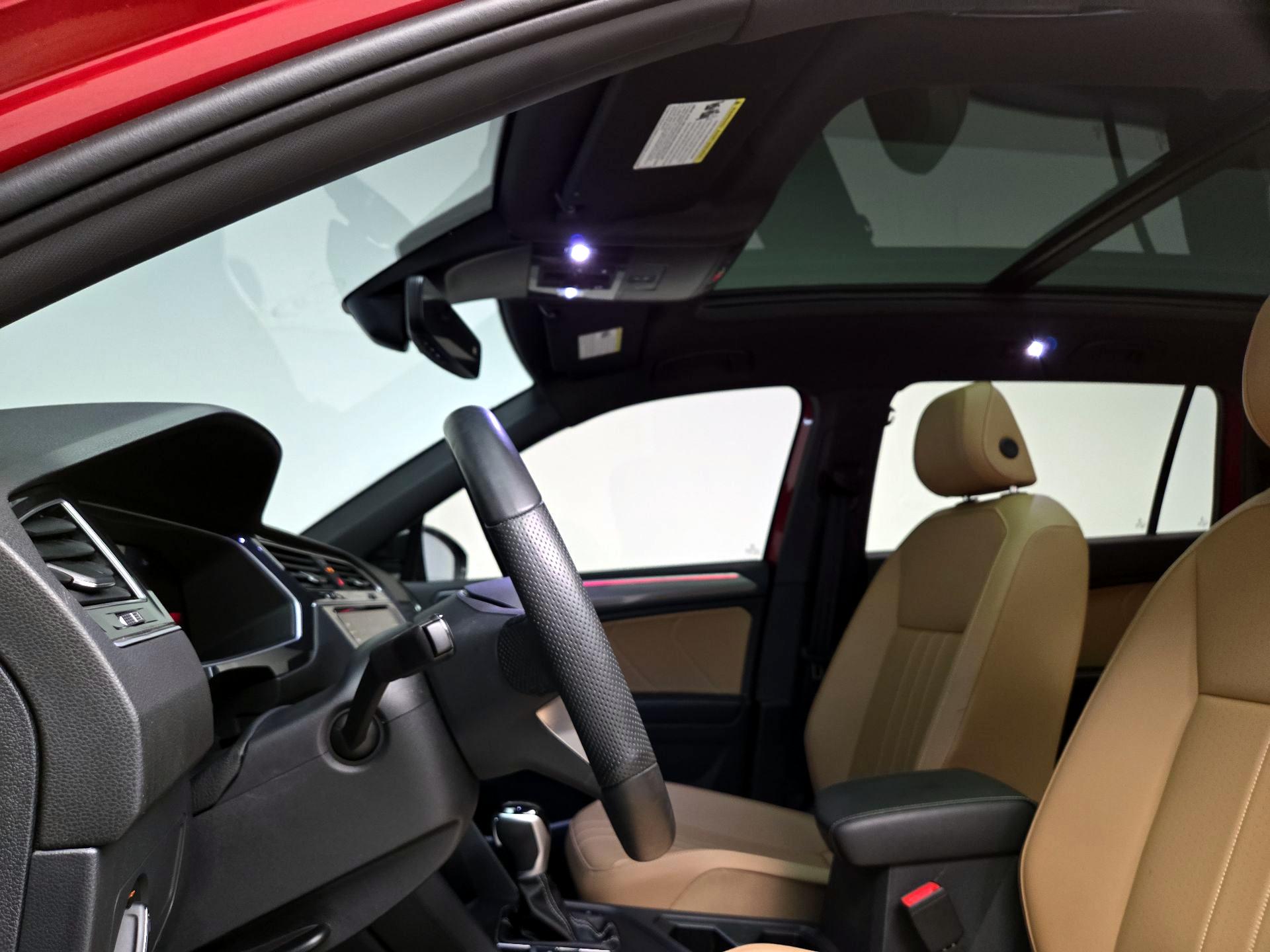Thumbnail: 2024 Volkswagen Tiguan - 19