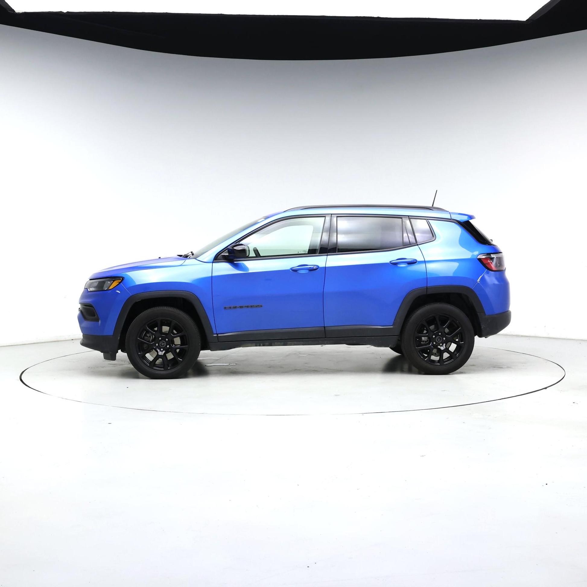 Thumbnail: 2025 Jeep Compass - 3