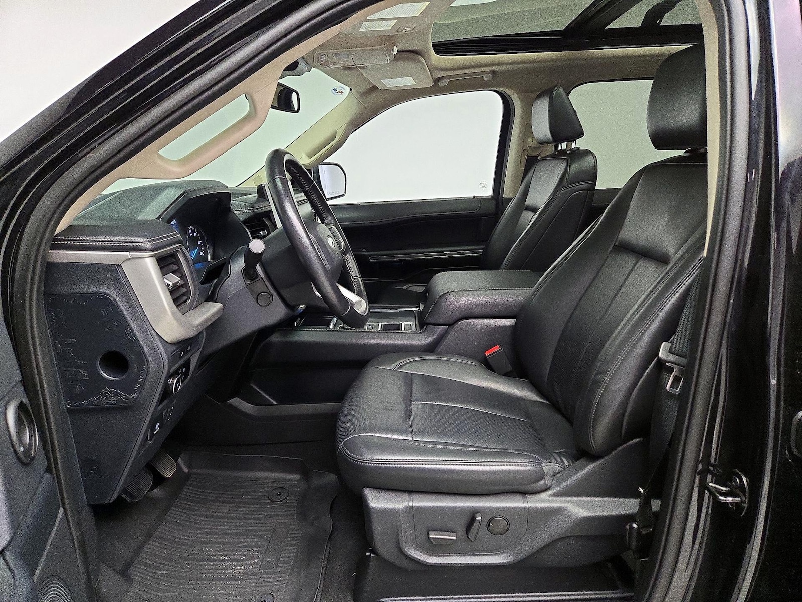 2024 Ford Expedition XLT - Photo 12