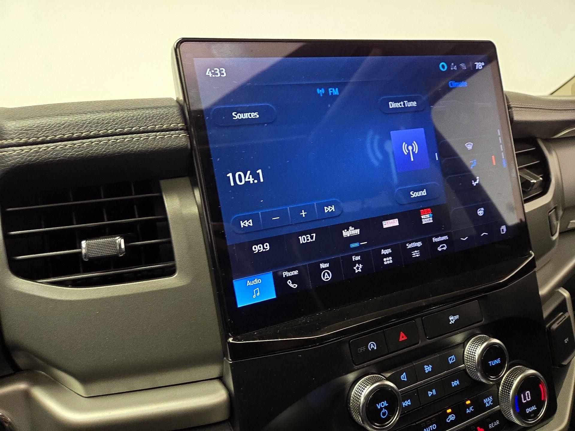 Thumbnail: 2024 Ford Expedition MAX - 16