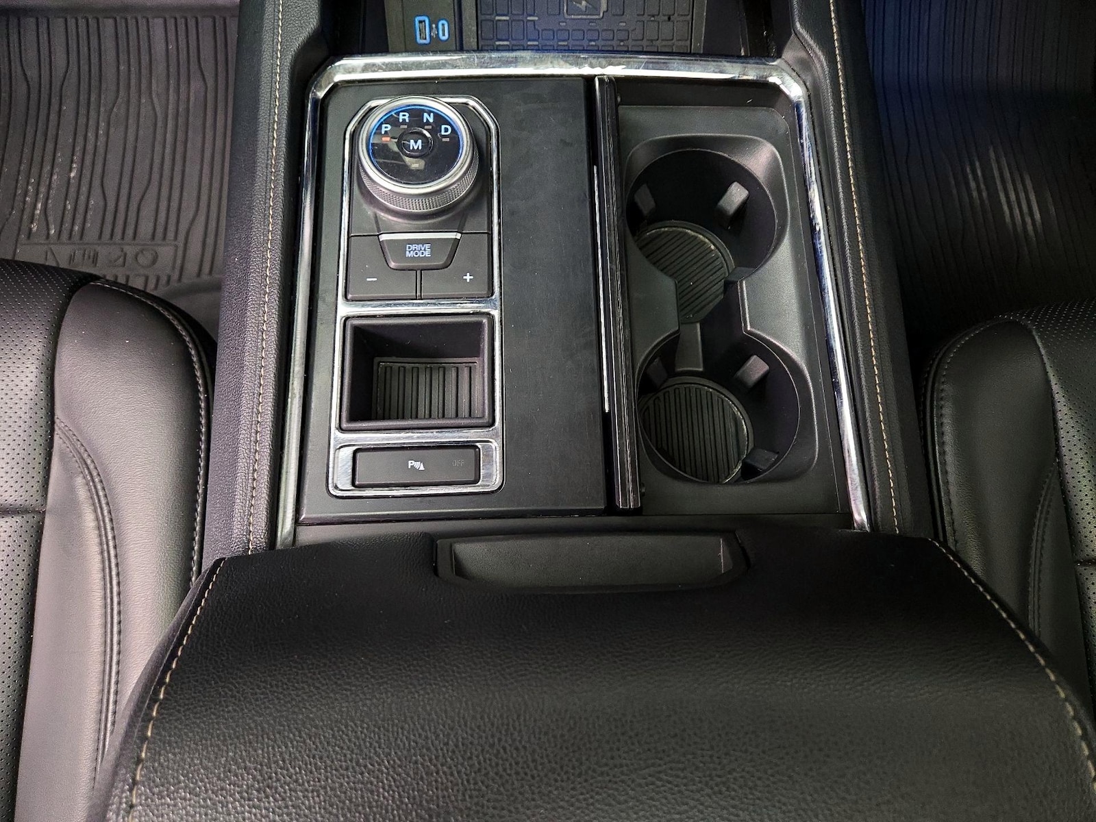 2024 Ford Expedition XLT - Photo 19