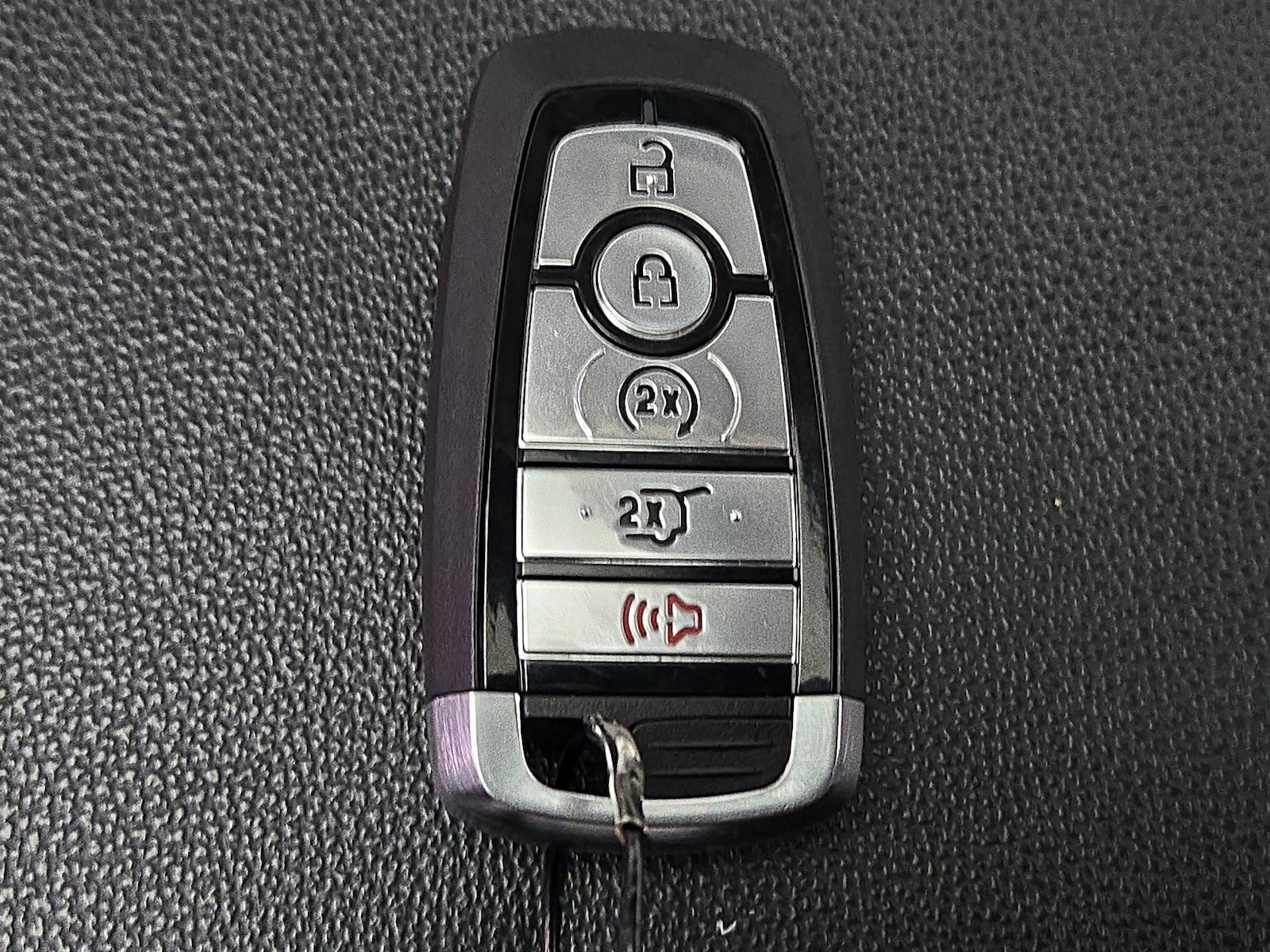2024 Ford Expedition XLT - Photo 28