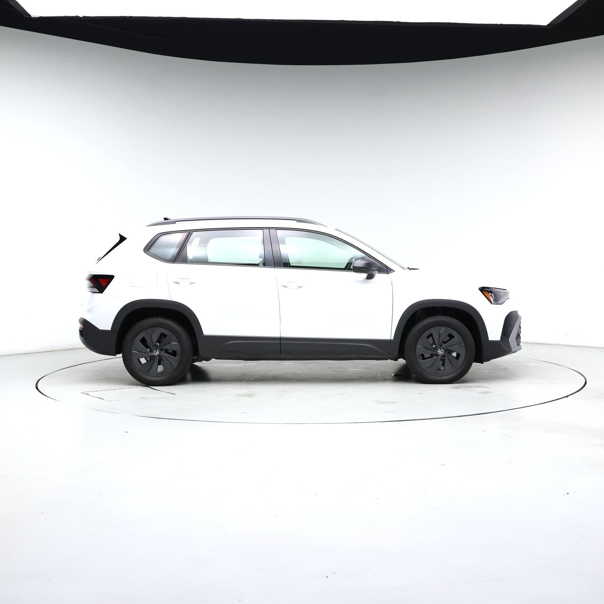 Thumbnail: 2025 Volkswagen Taos - 7