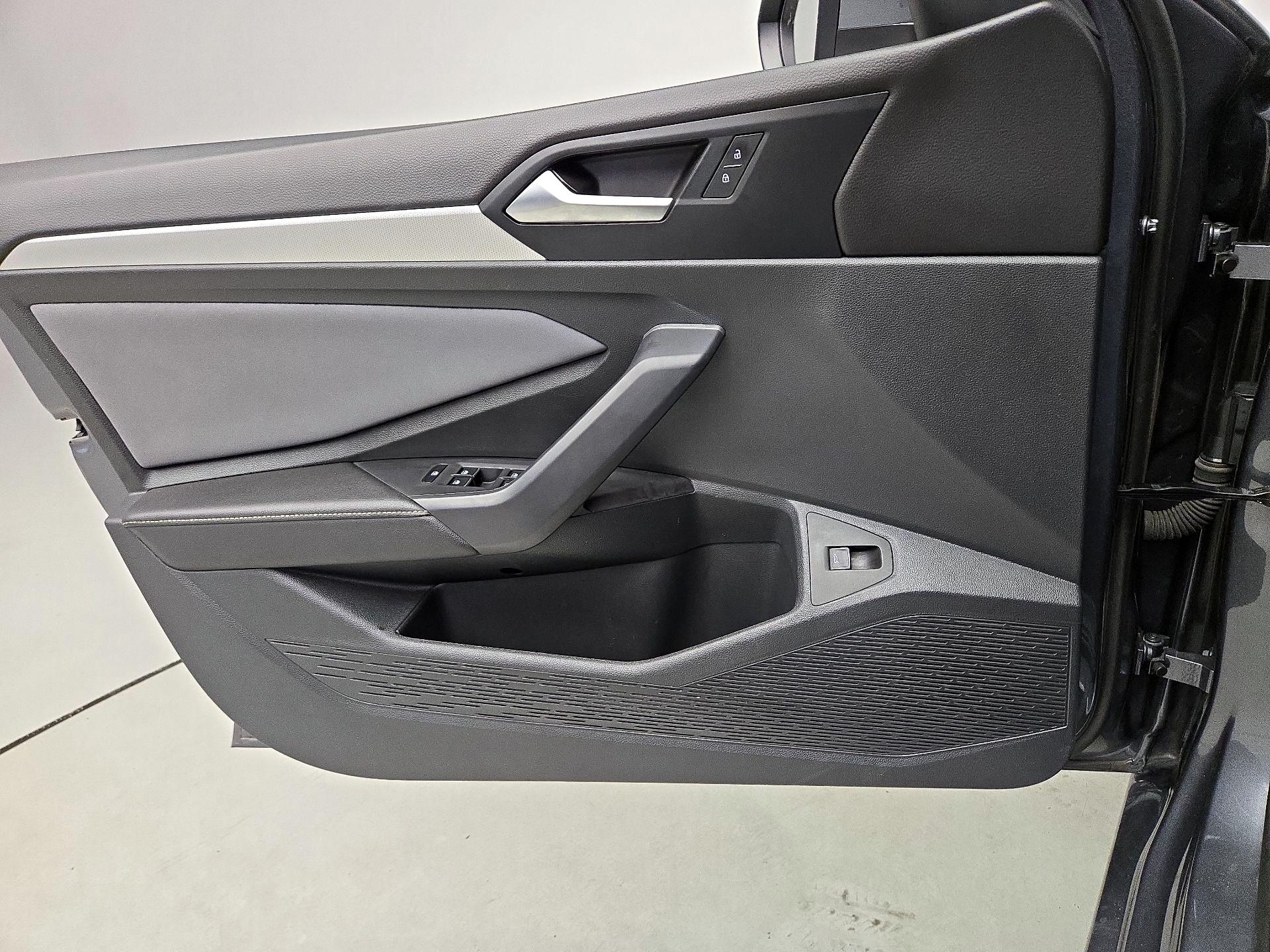 Thumbnail: 2025 Volkswagen Jetta - 12