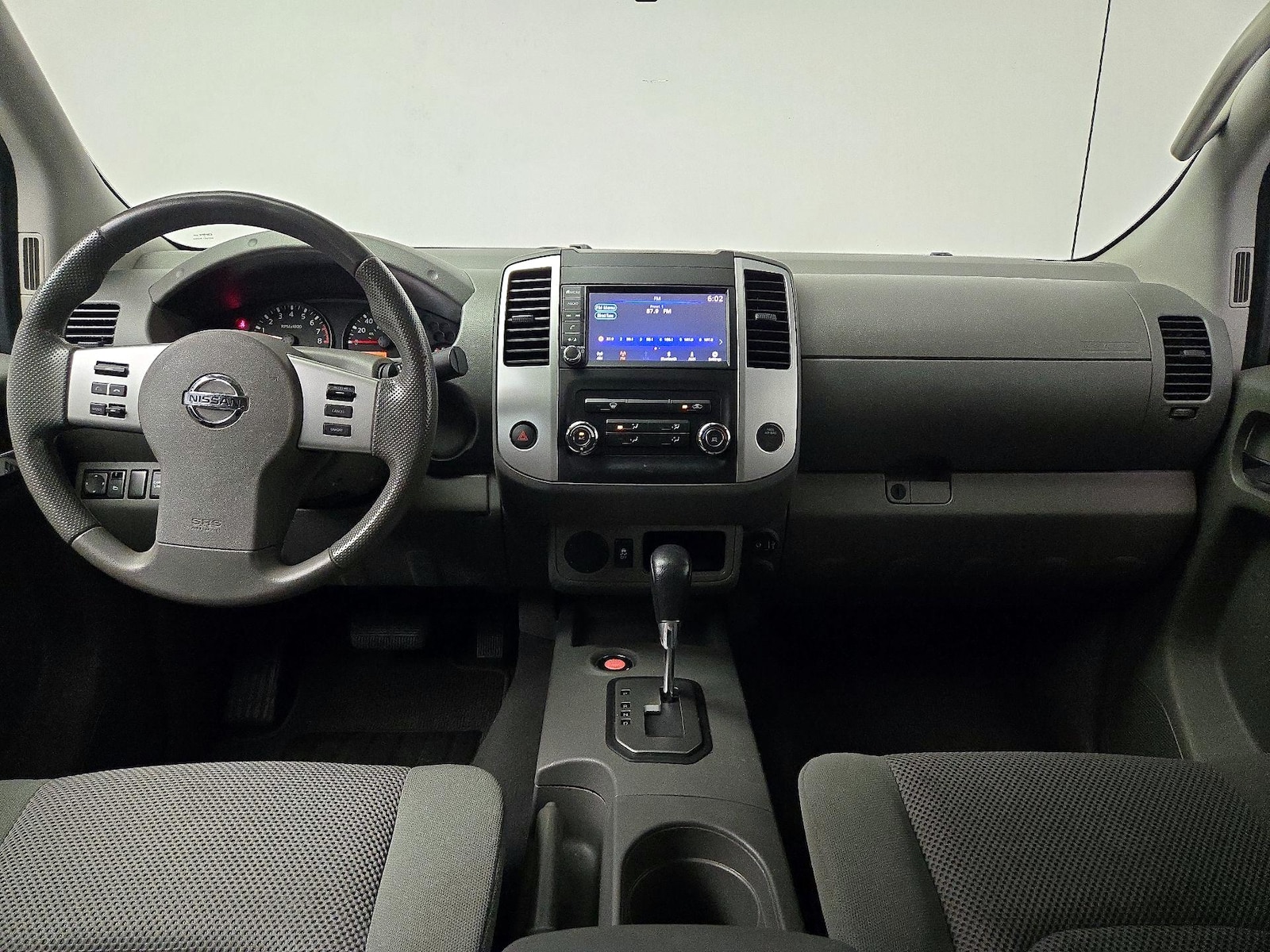 2020 Nissan Frontier SV - Photo 10