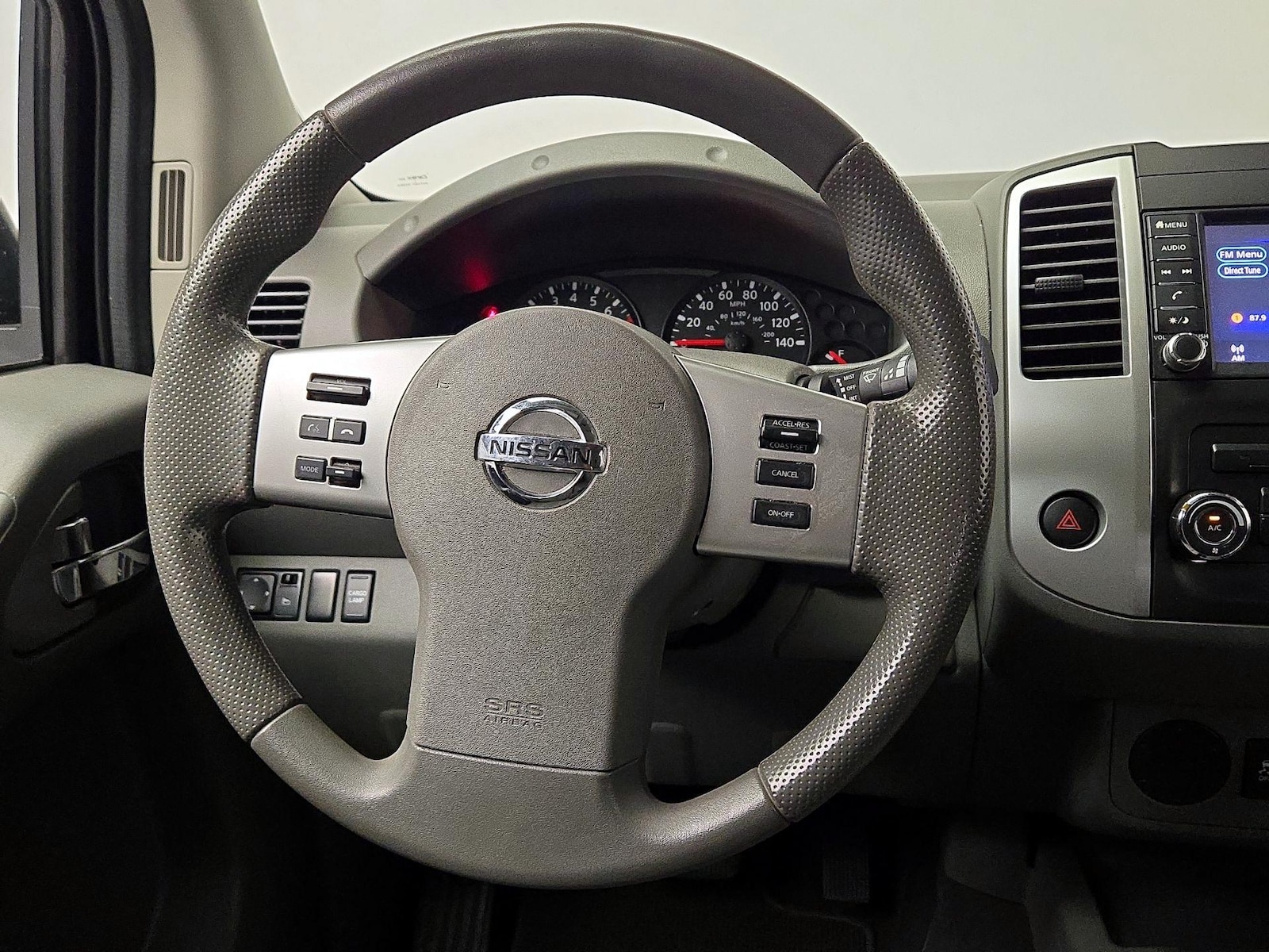 2020 Nissan Frontier SV - Photo 11