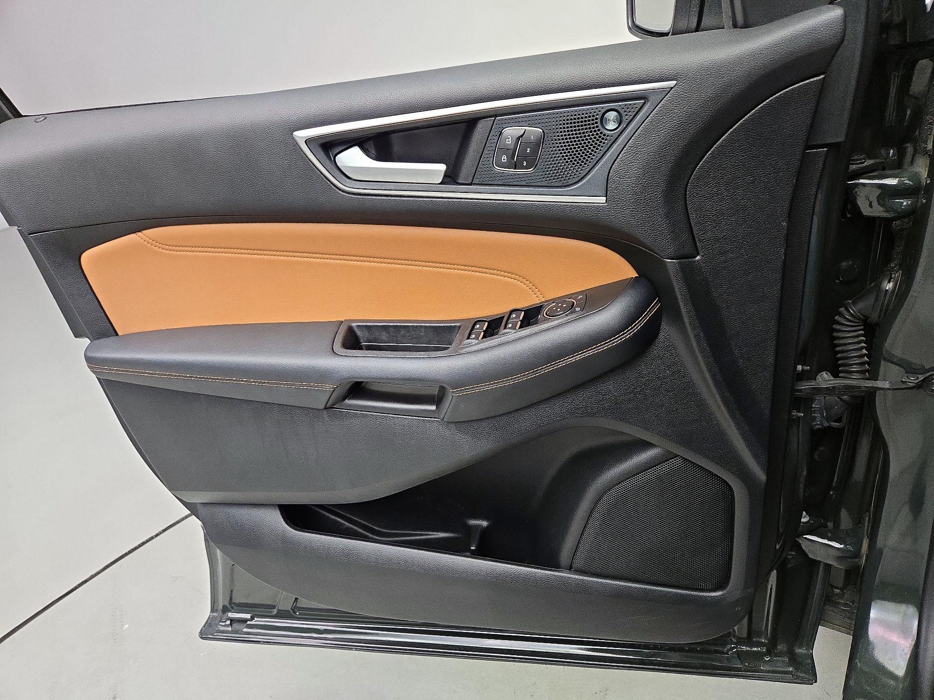 Thumbnail: 2024 Ford Edge - 12