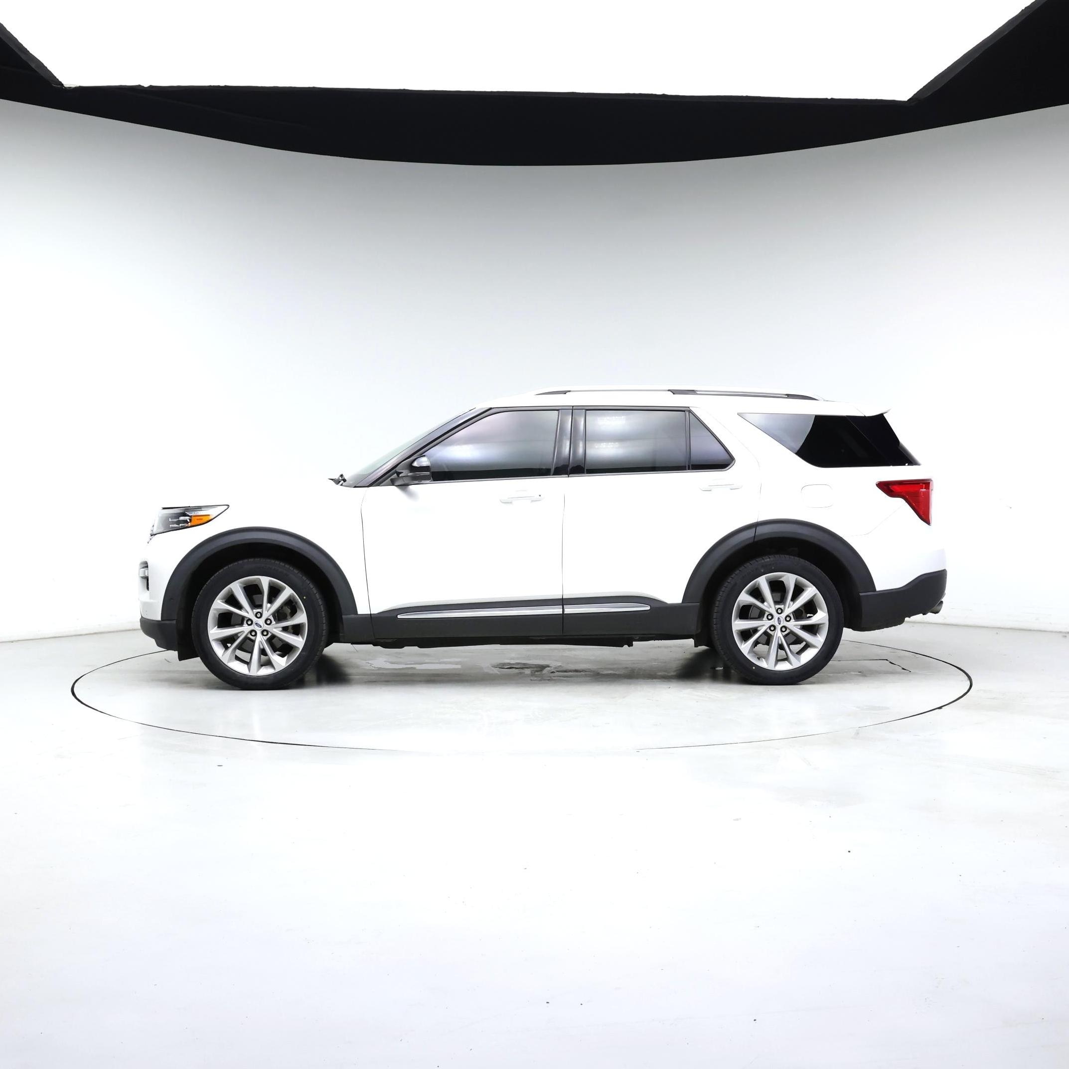 Thumbnail: 2021 Ford Explorer - 3