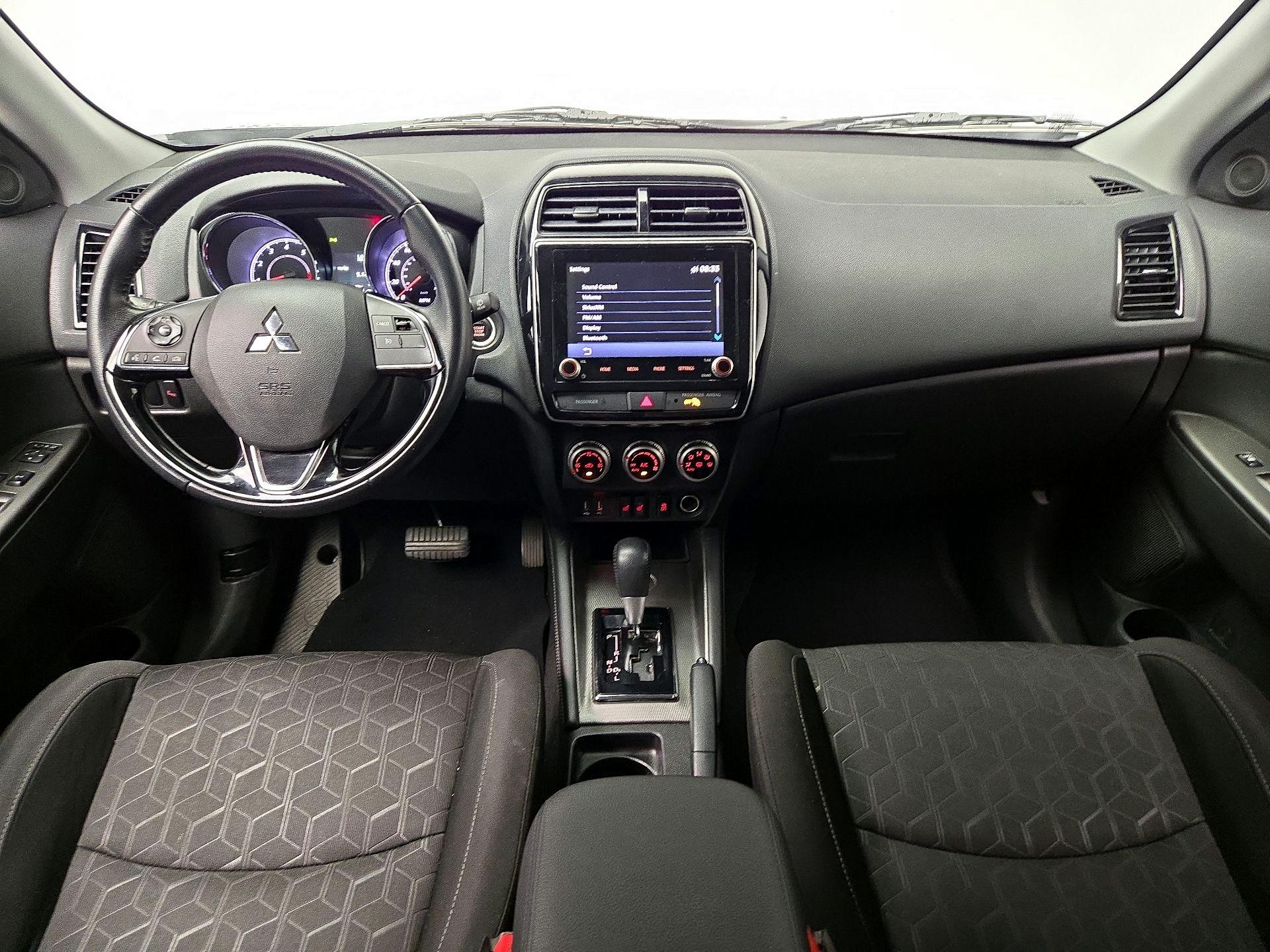 Thumbnail: 2021 Mitsubishi Outlander Sport - 9