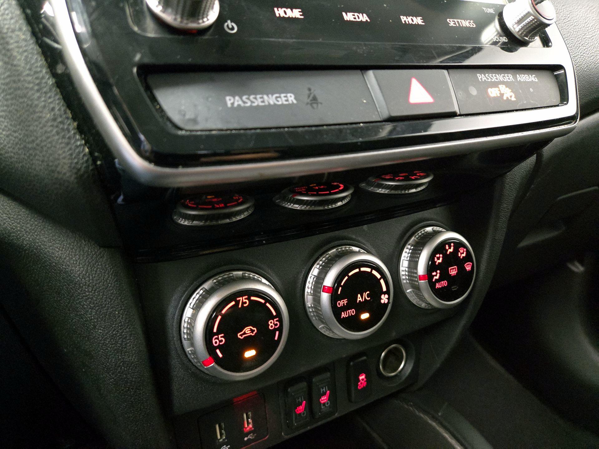 Thumbnail: 2021 Mitsubishi Outlander Sport - 16