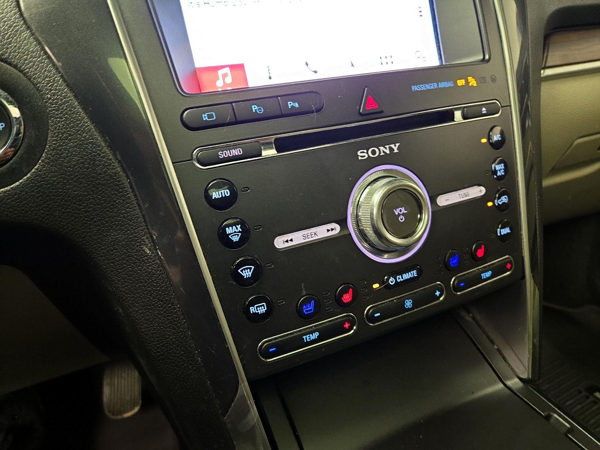 Thumbnail: 2018 Ford Explorer - 17