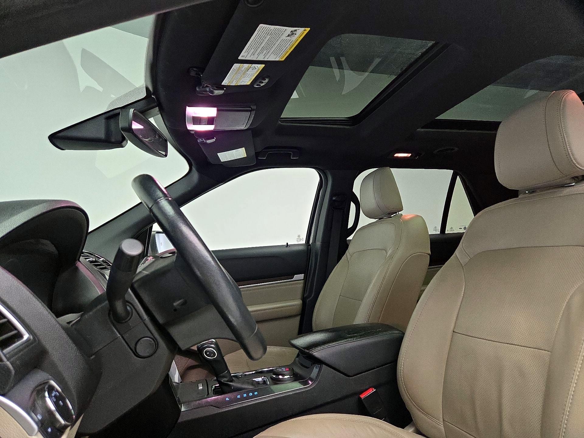 Thumbnail: 2018 Ford Explorer - 20