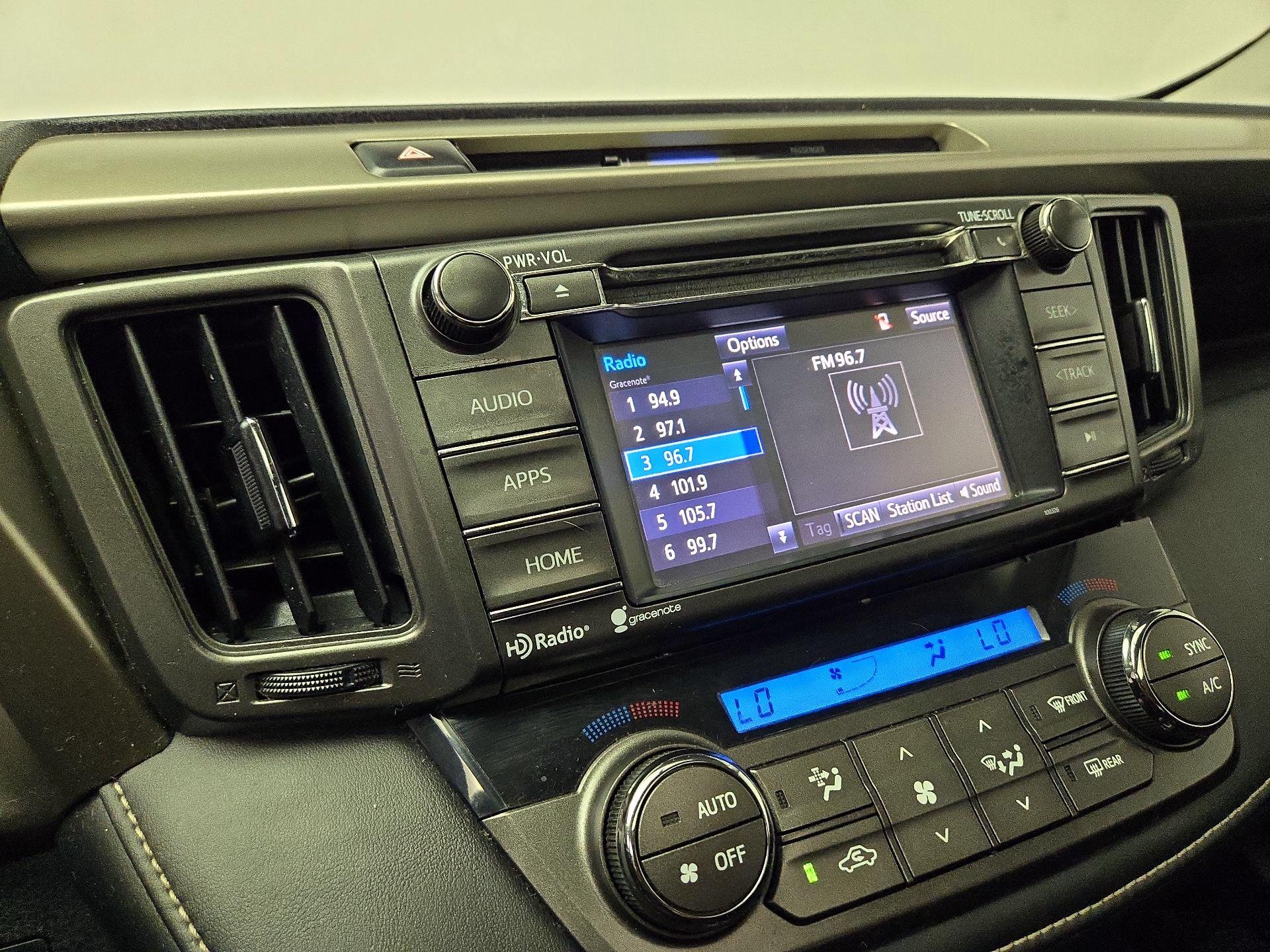 Thumbnail: 2015 Toyota RAV4 - 15