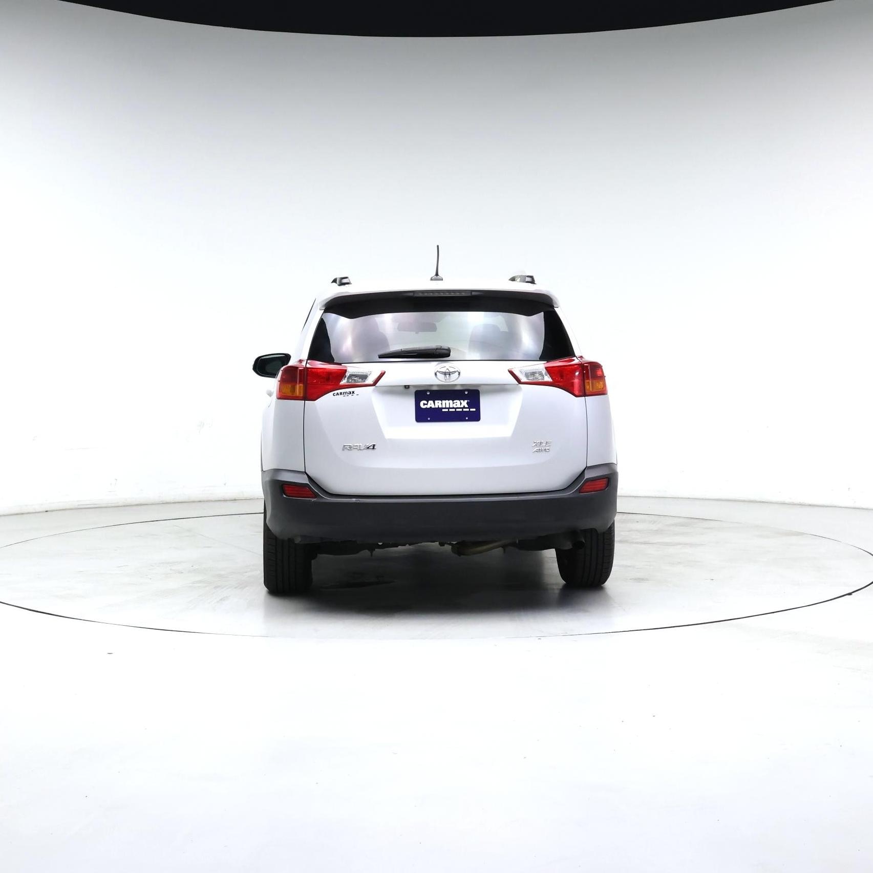 Thumbnail: 2015 Toyota RAV4 - 6