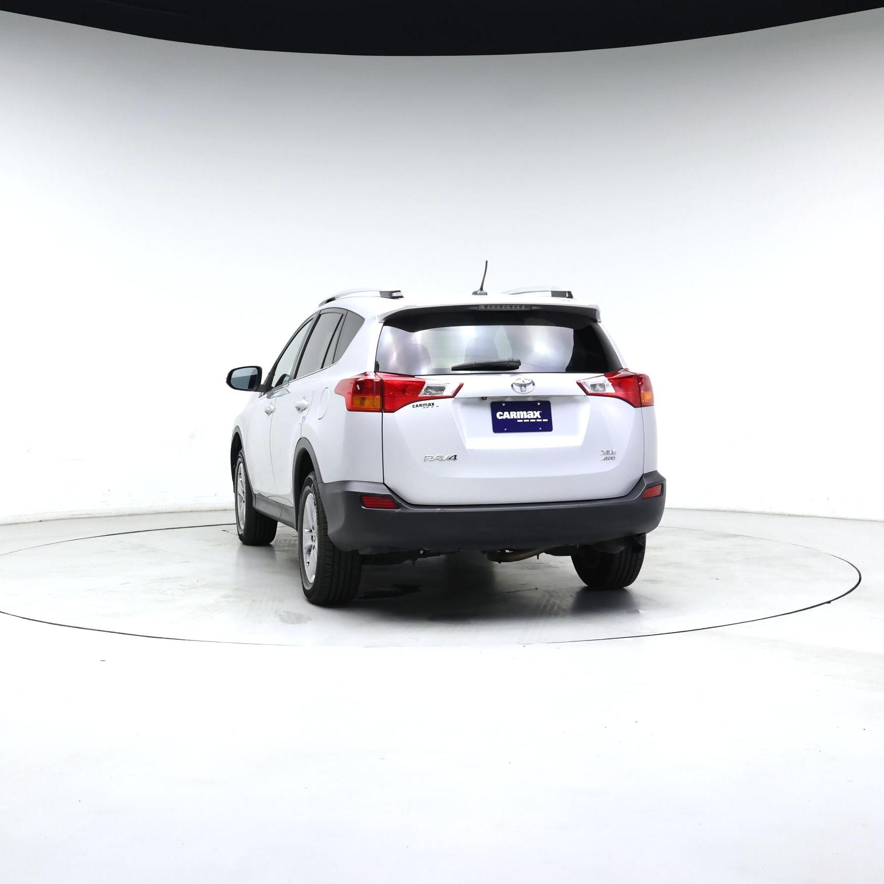 Thumbnail: 2015 Toyota RAV4 - 7
