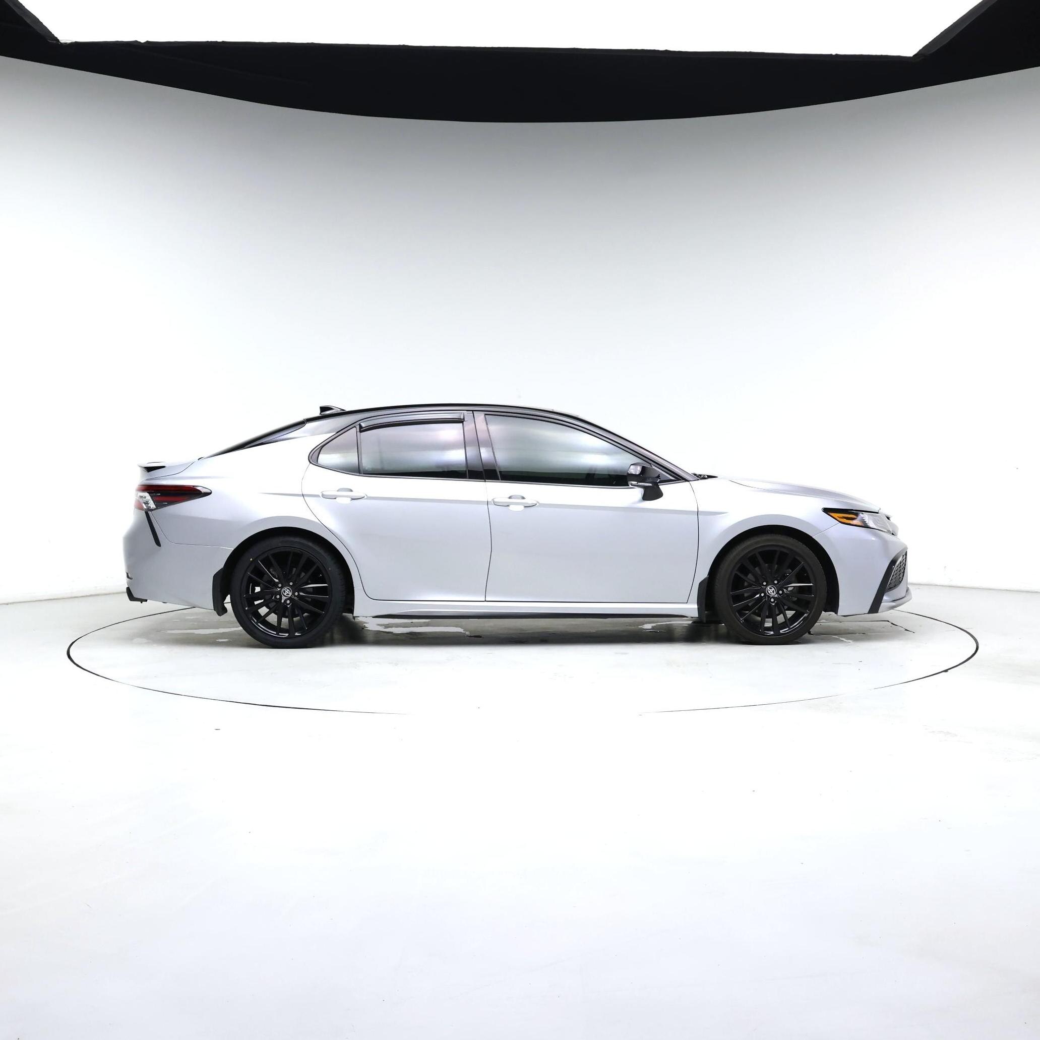 Thumbnail: 2023 Toyota Camry - 7