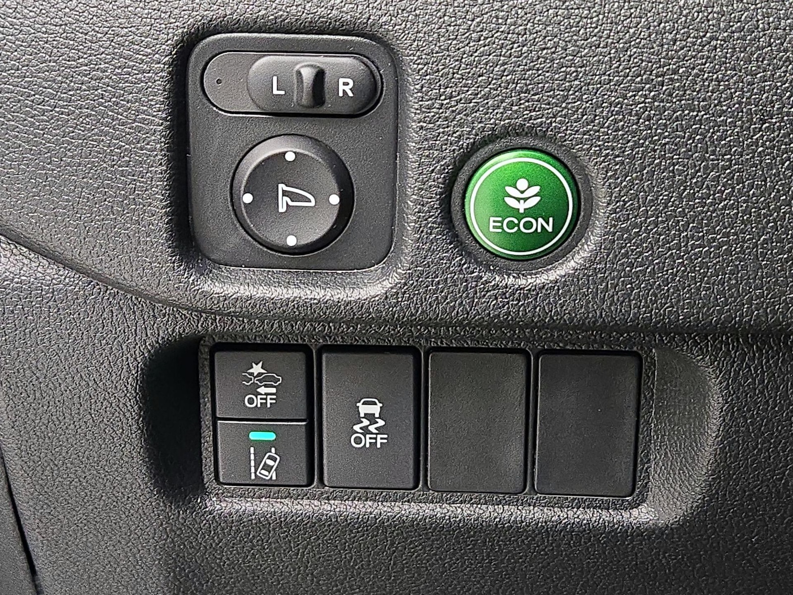 2022 Honda Pilot SE - Photo 14