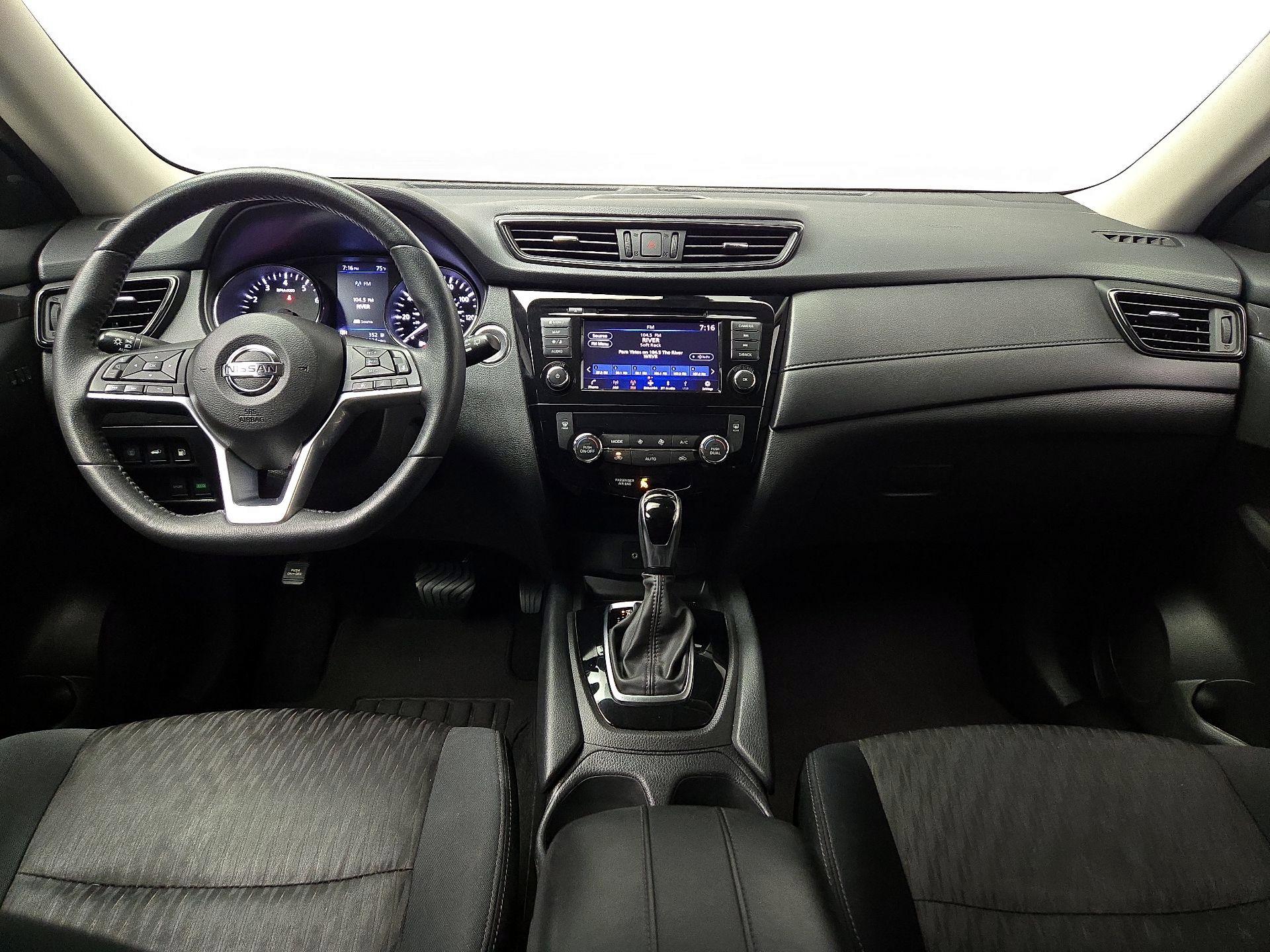 Thumbnail: 2019 Nissan Rogue - 9