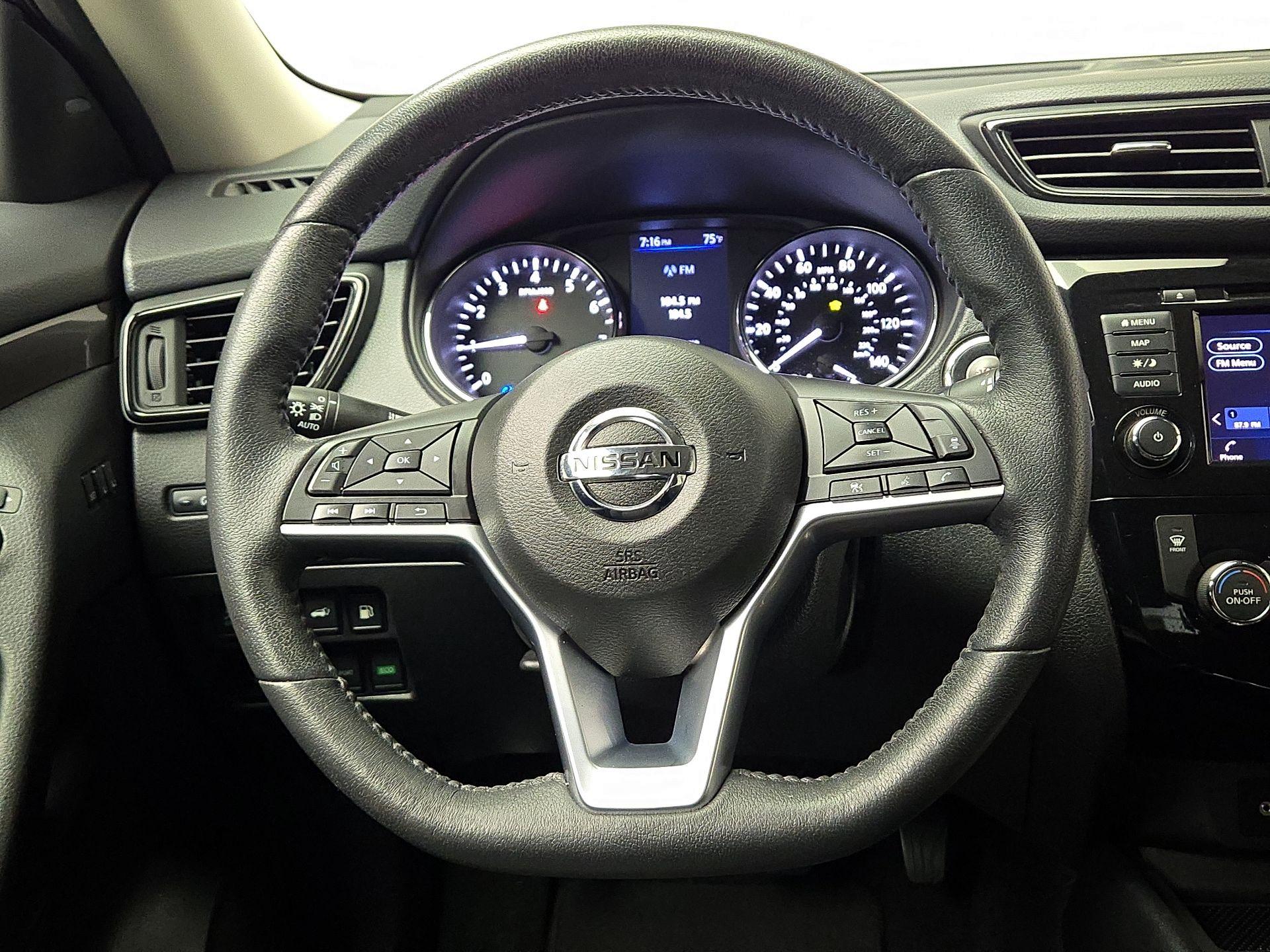 Thumbnail: 2019 Nissan Rogue - 10
