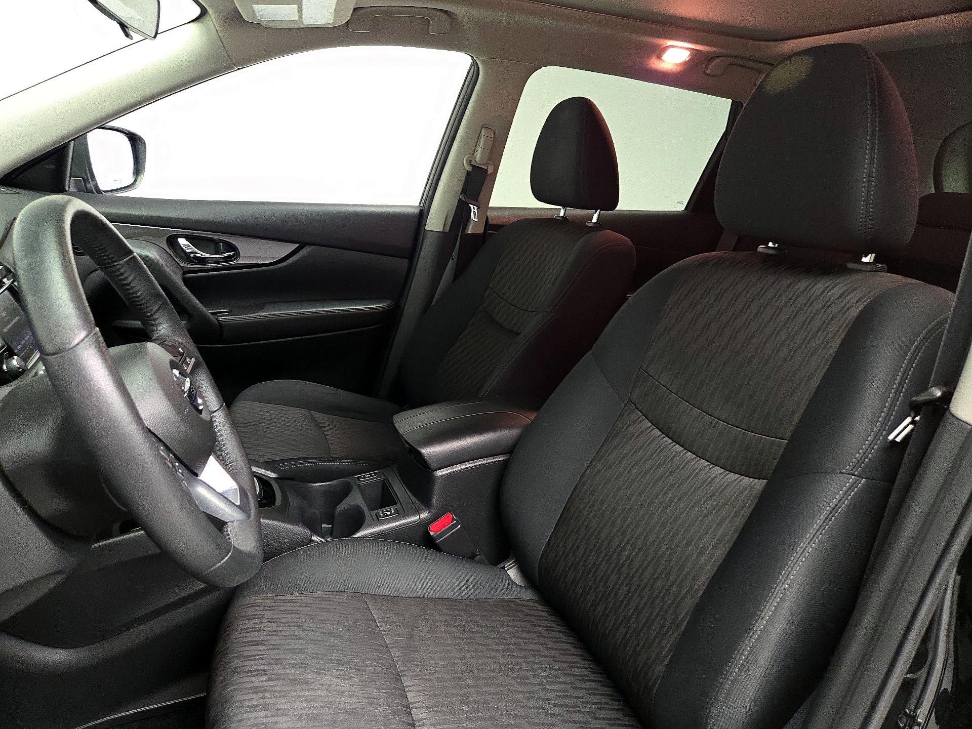 Thumbnail: 2019 Nissan Rogue - 11