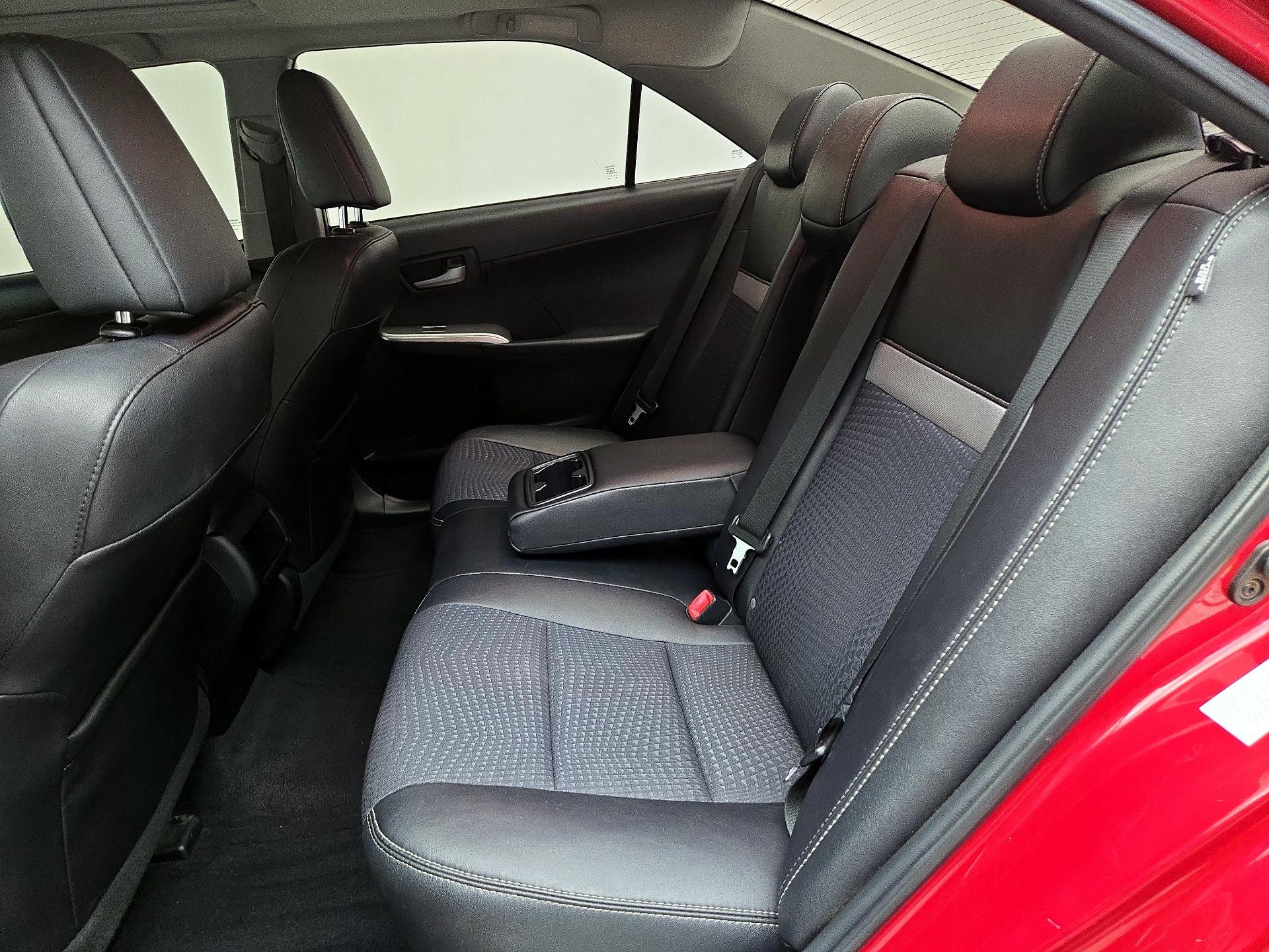 Thumbnail: 2014 Toyota Camry - 19