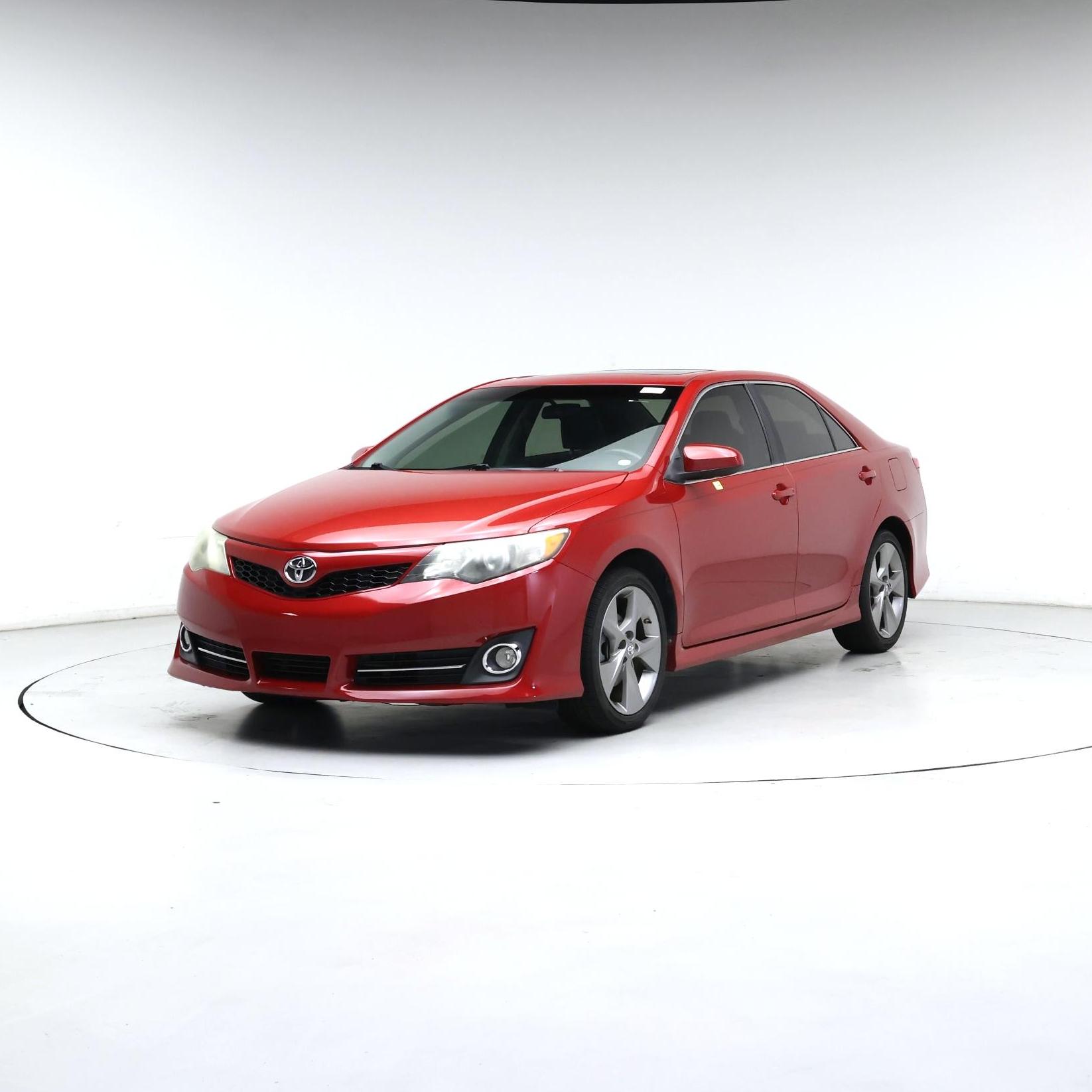 Thumbnail: 2014 Toyota Camry - 4