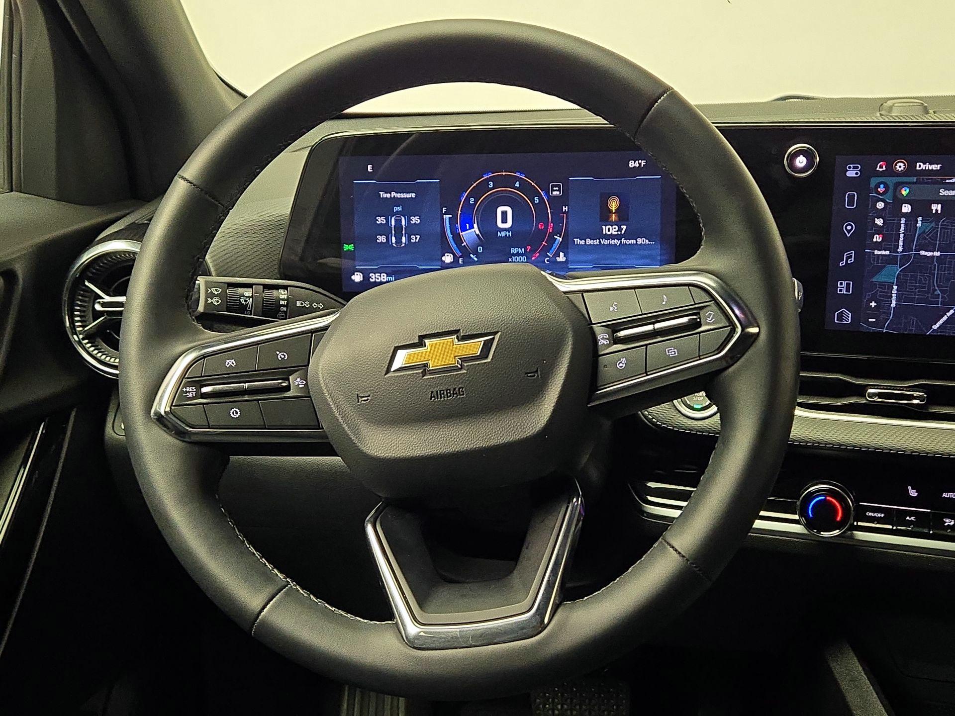Thumbnail: 2026 Chevrolet Equinox - 10