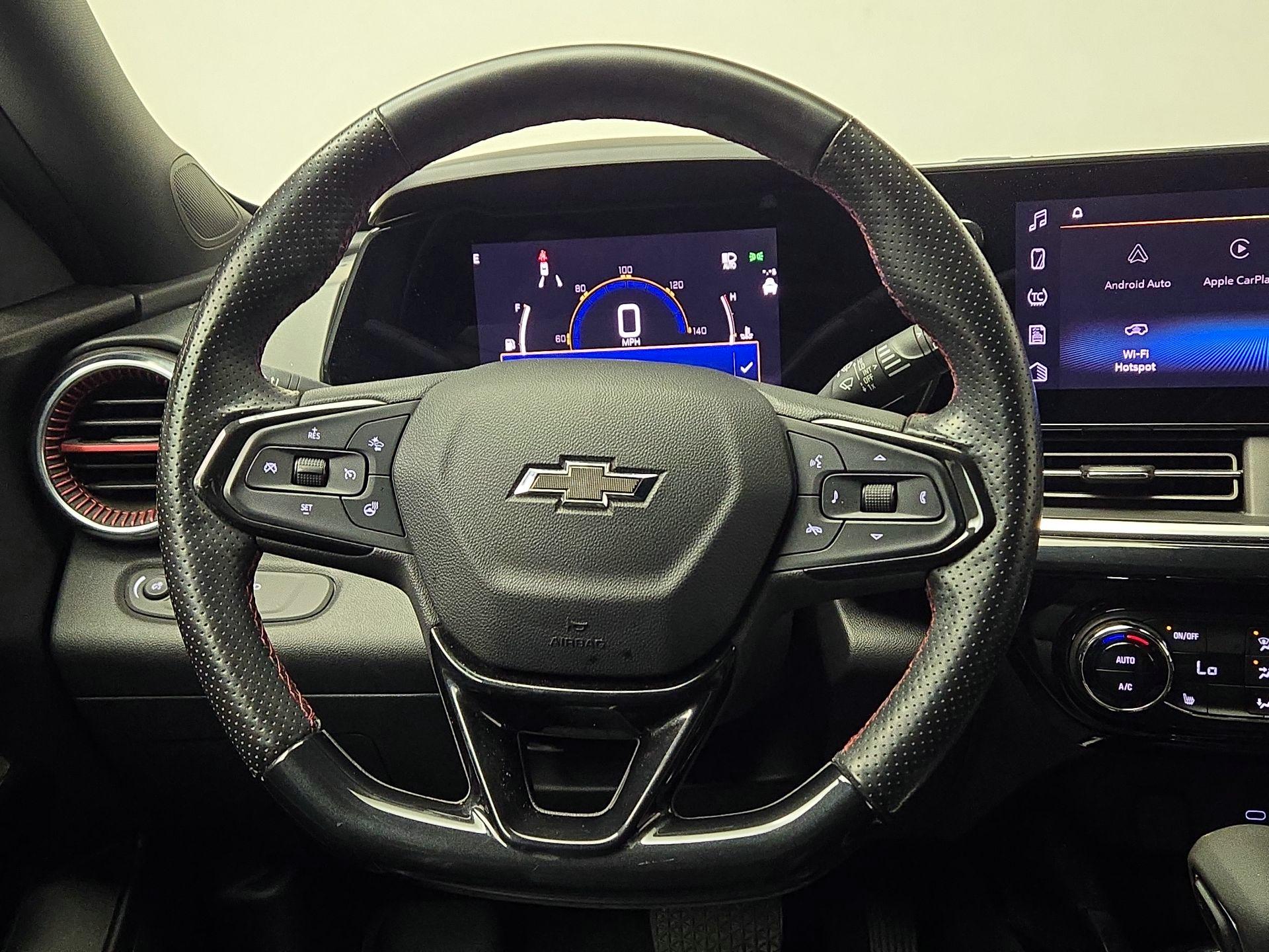 Thumbnail: 2024 Chevrolet Trax - 10