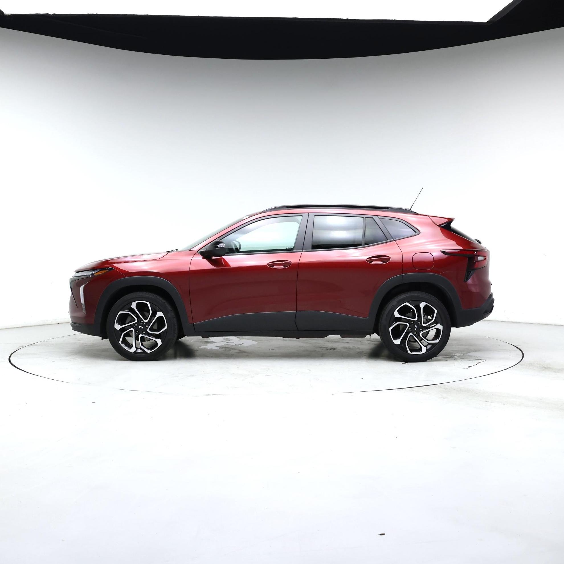 Thumbnail: 2024 Chevrolet Trax - 3
