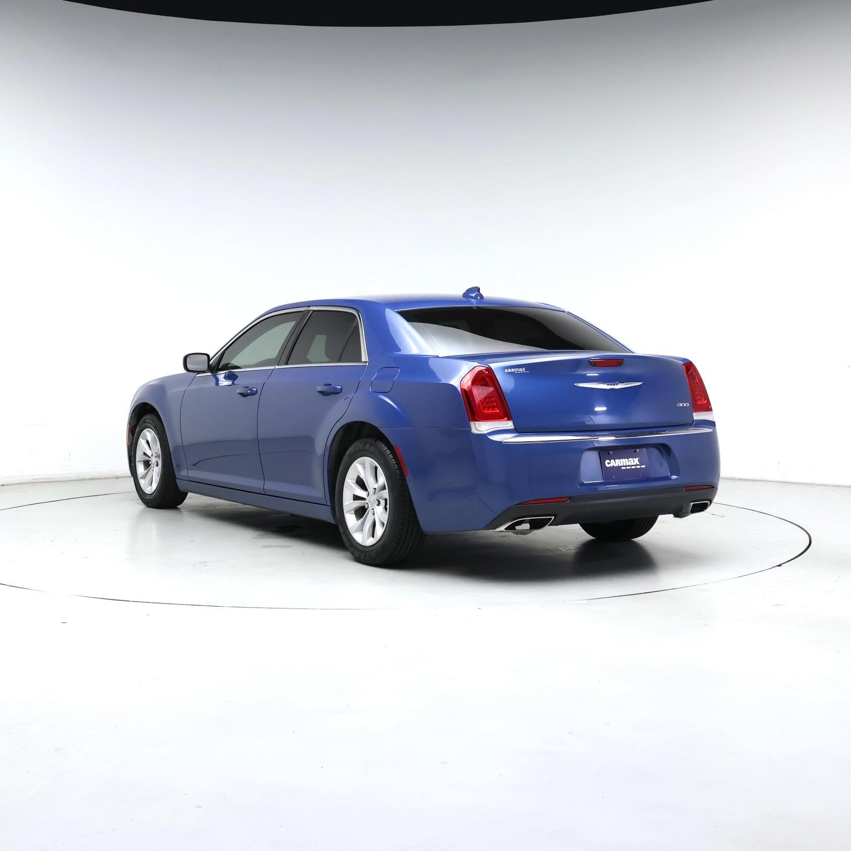 Thumbnail: 2022 Chrysler 300 - 2