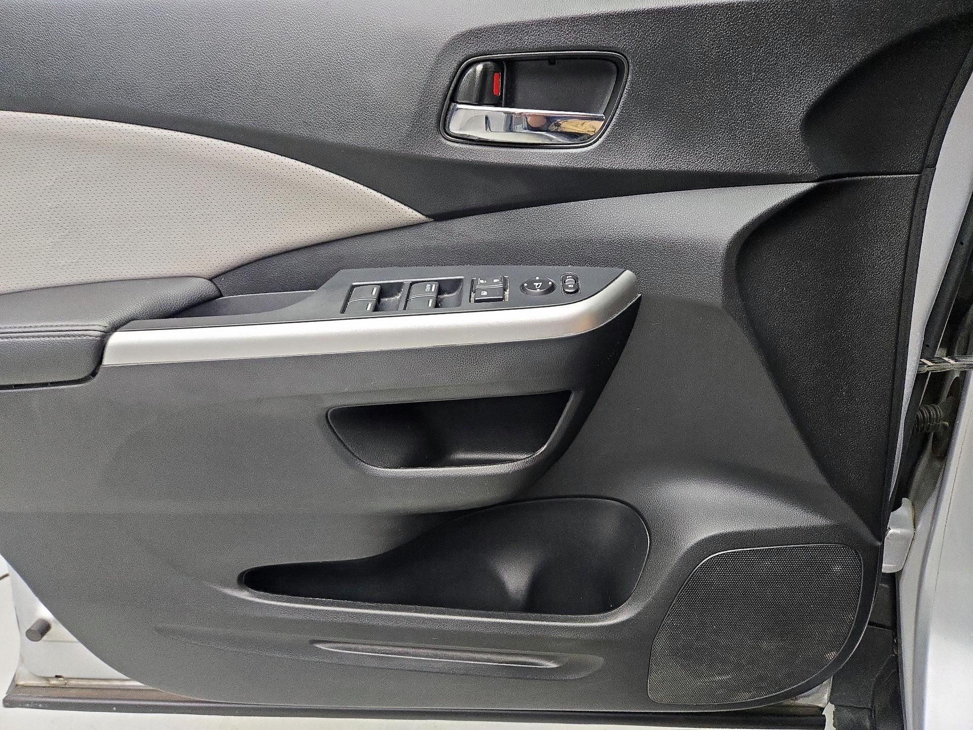 Thumbnail: 2016 Honda CR-V - 12
