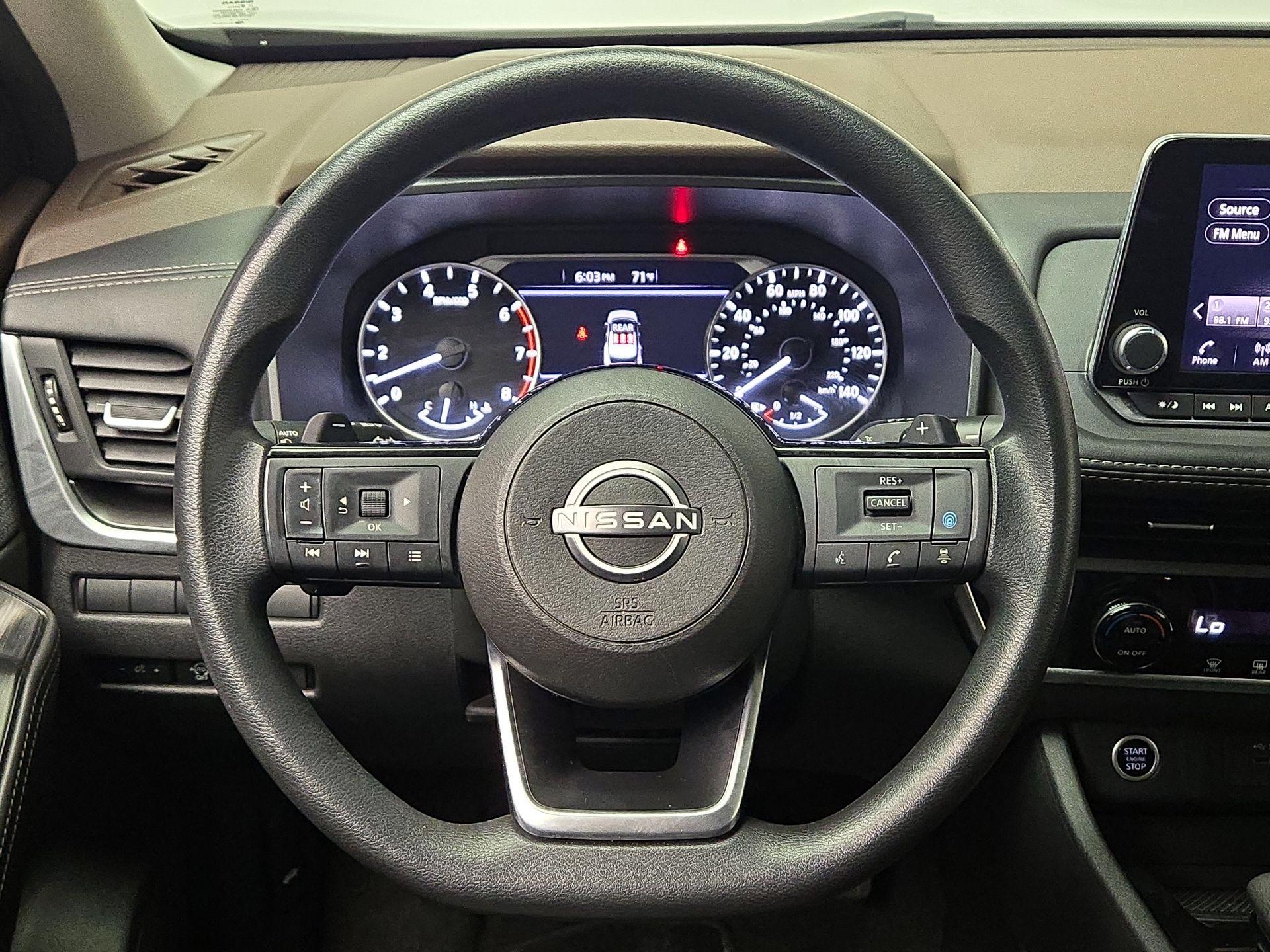 Thumbnail: 2023 Nissan Rogue - 10