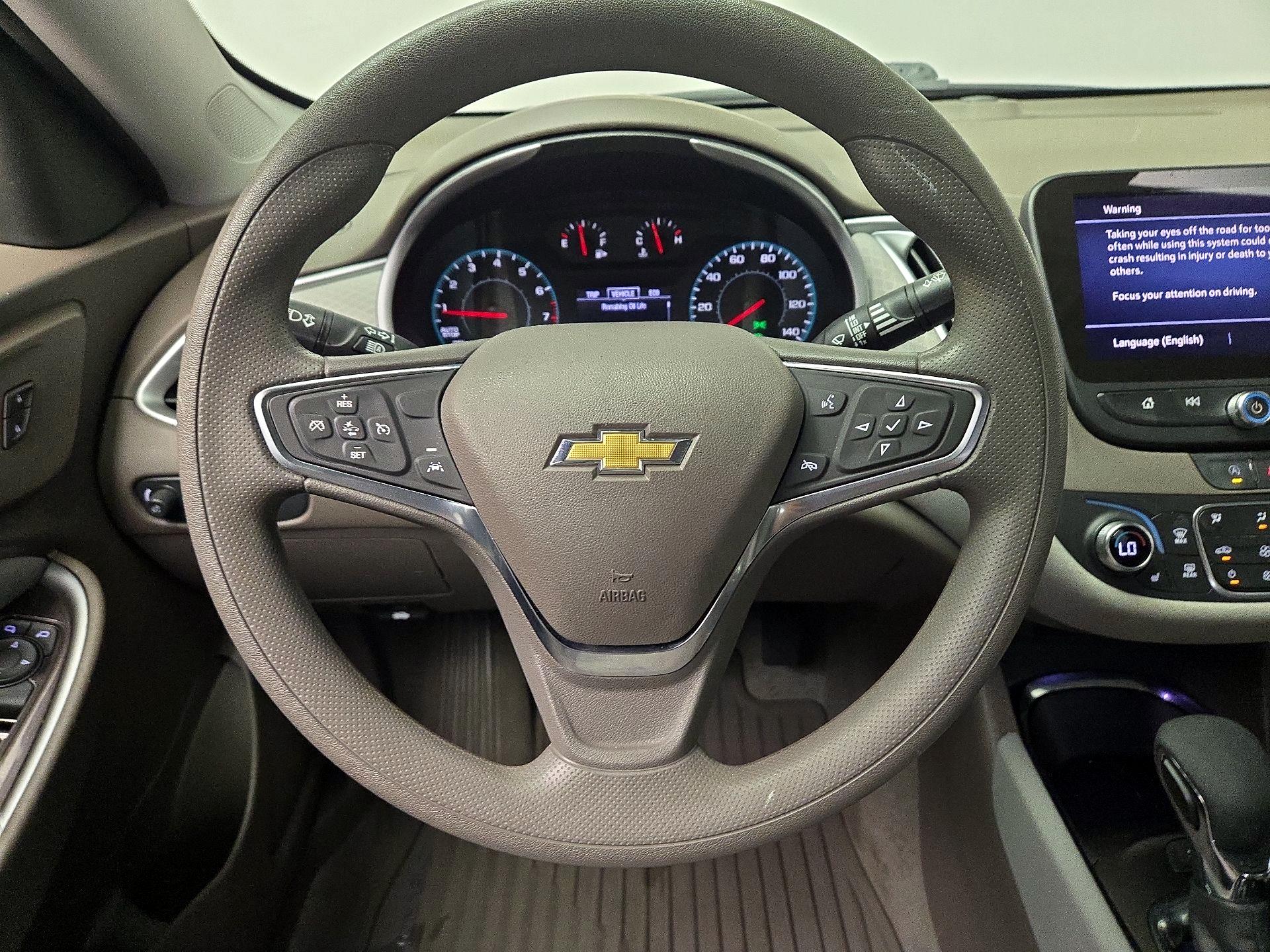 Thumbnail: 2024 Chevrolet Malibu - 10