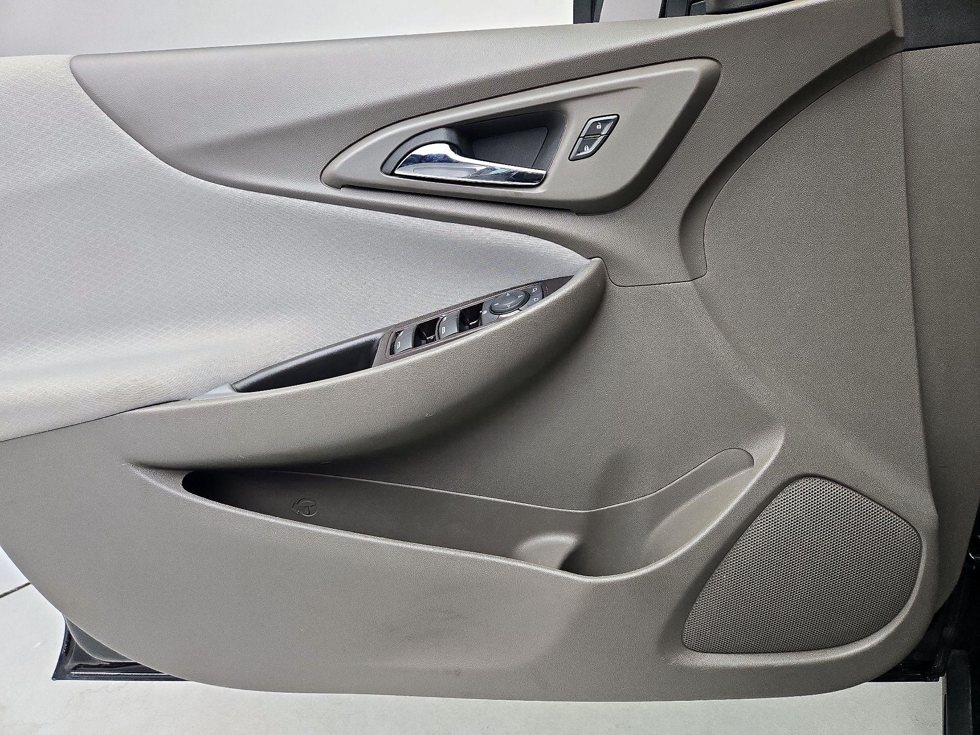 Thumbnail: 2024 Chevrolet Malibu - 12